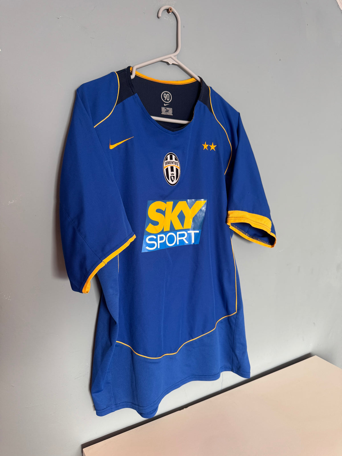 Juventus Football Shirt - 2004 / 2005 - Third - Large