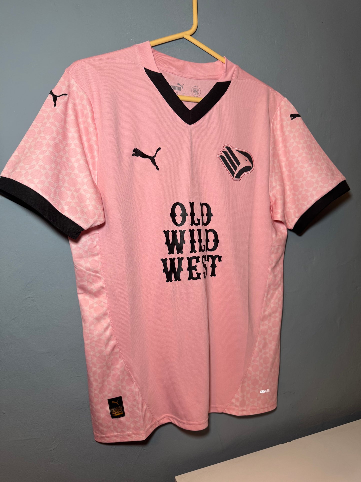 Palermo Football Shirt - 2024 / 2025 - Home - Medium
