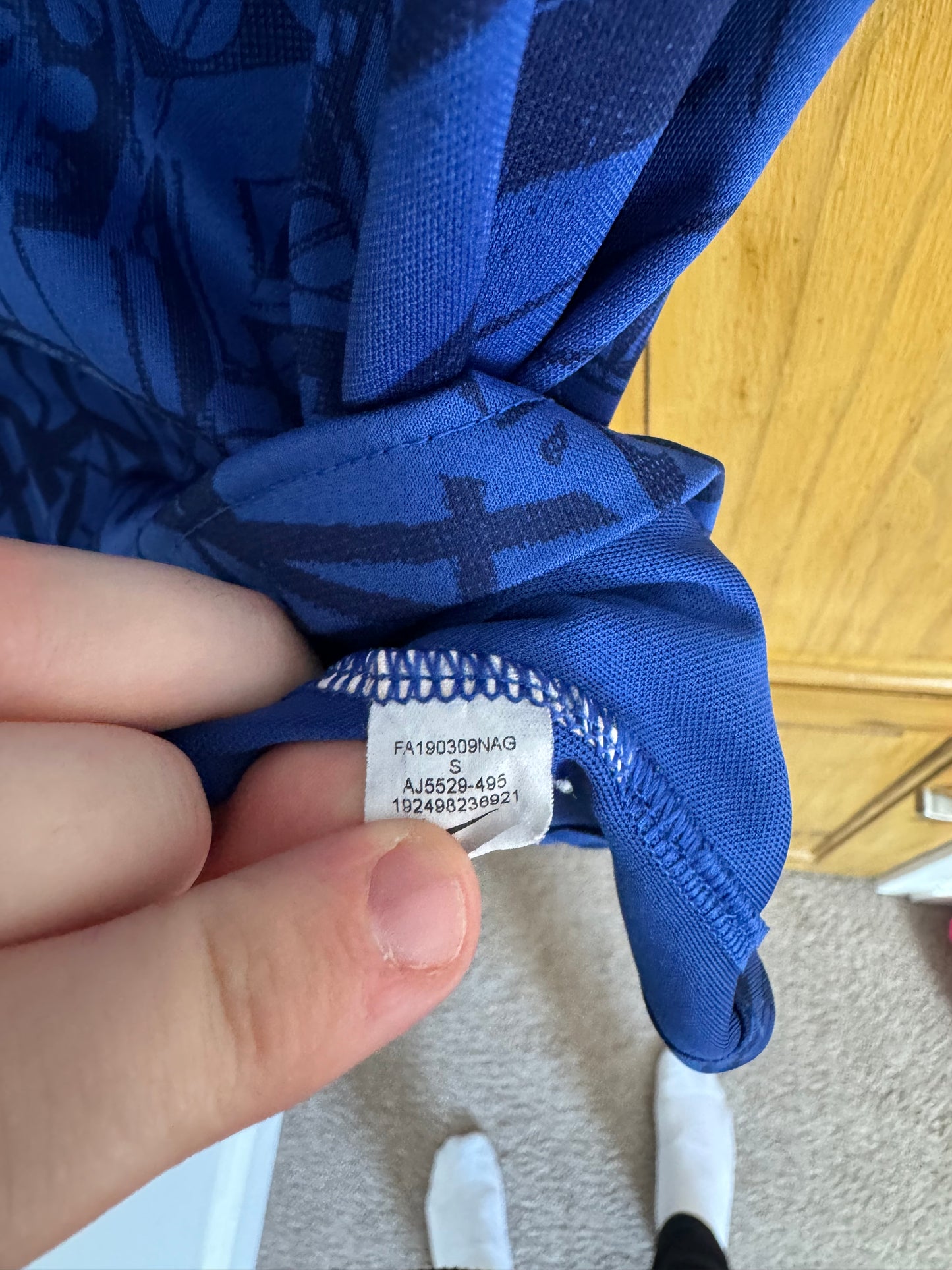 Chelsea Football Shirt - 2019 / 2020 - Home - Small