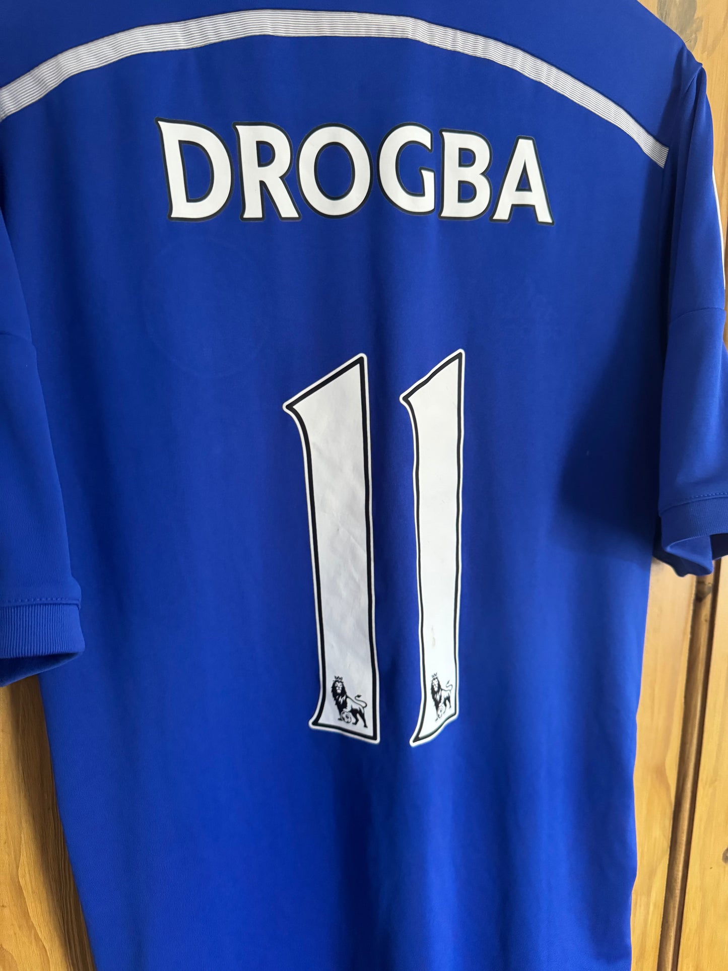 Chelsea Football Shirt - 2014 / 2015 - Home - Medium - #11 Didier Drogba