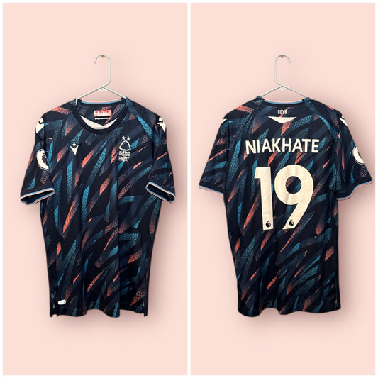 Nottingham Forest Football Shirt - 2022 / 2023 - Third - Large - #19 Niakhate