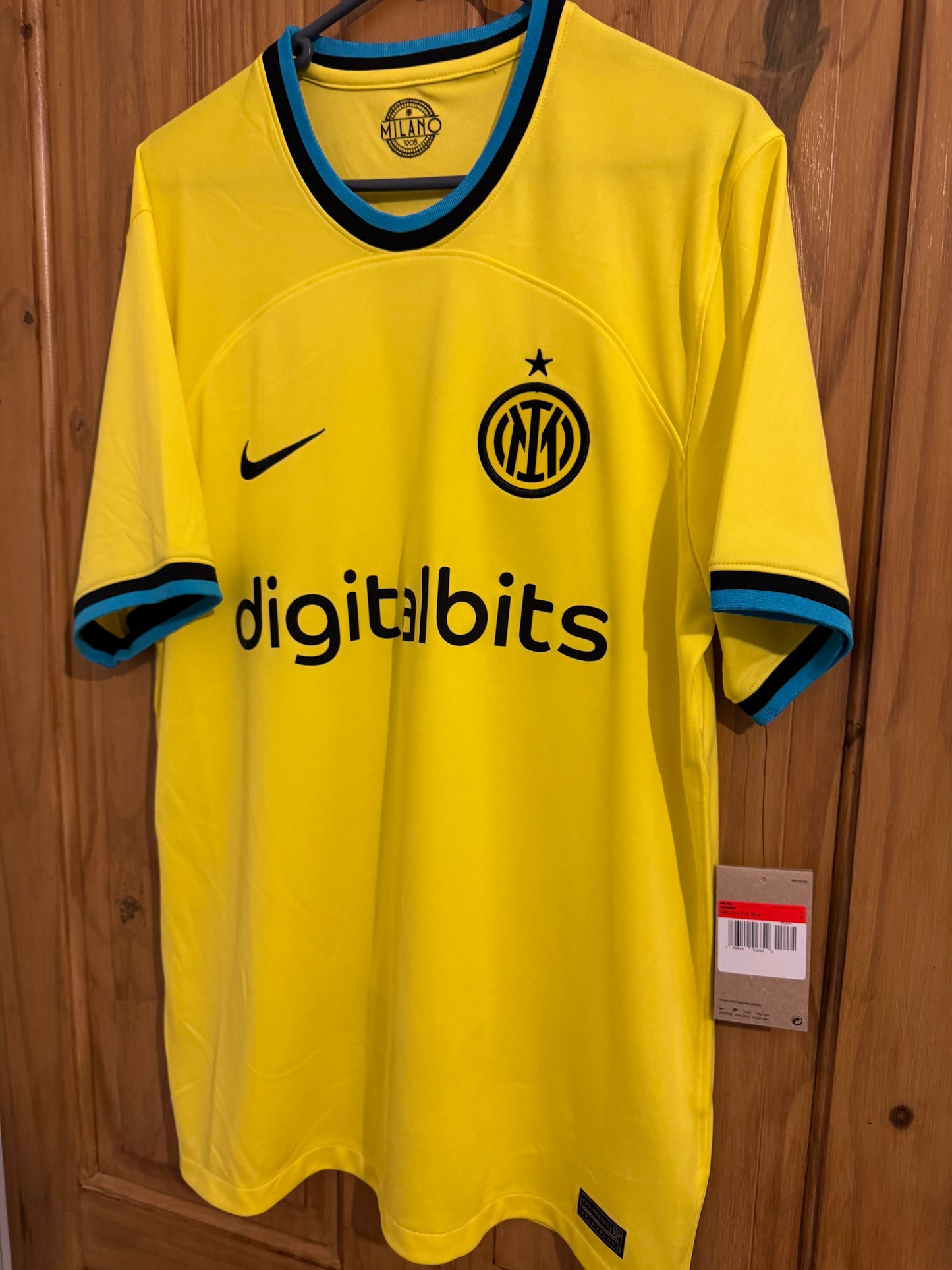 Inter Milan Football Shirt - 2022 / 2023 - Away - Large - BNWT