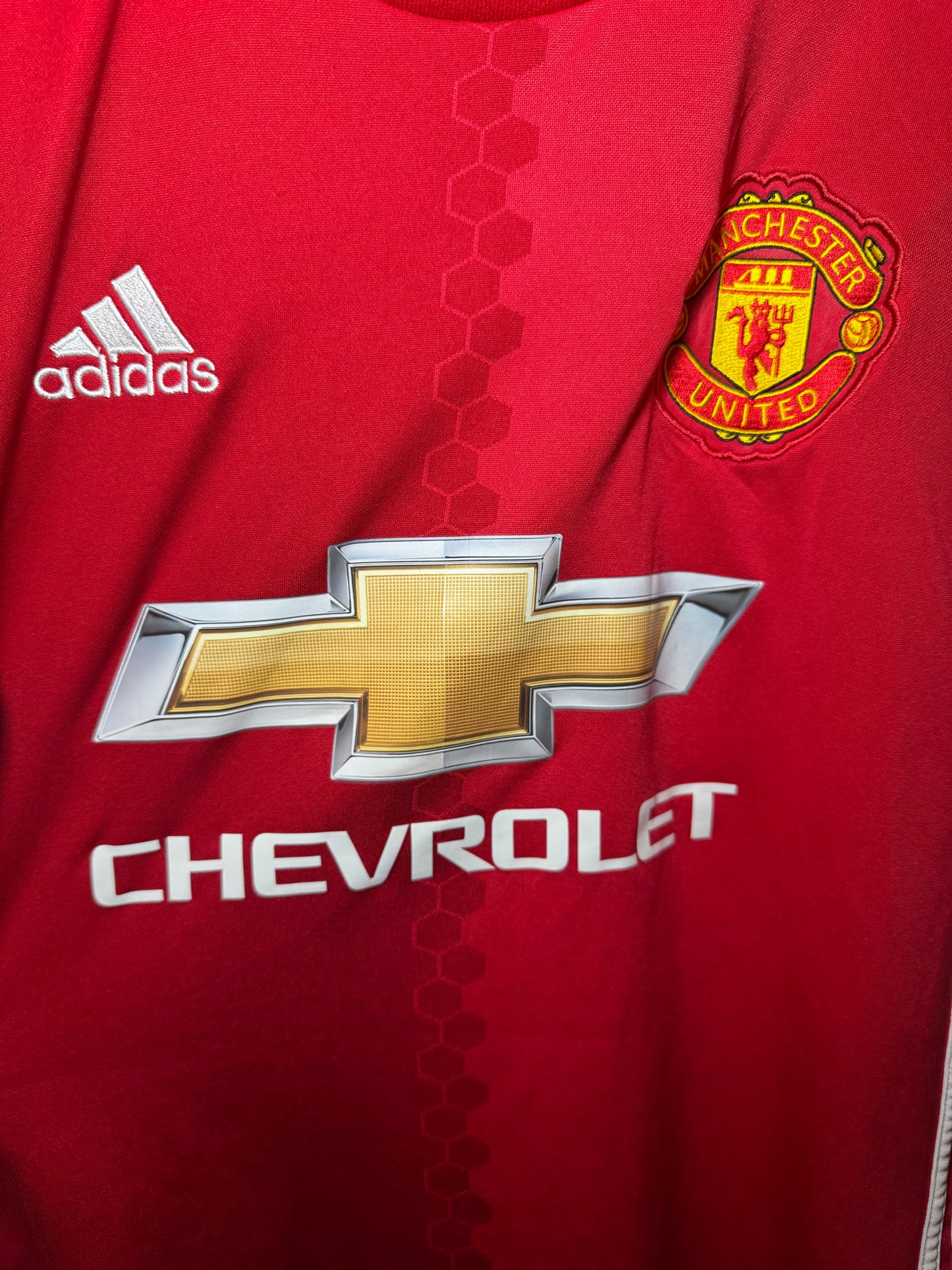 Manchester United Football Shirt - 2016 / 2017 - Home - Medium - #9 Zlatan Ibrahimovic