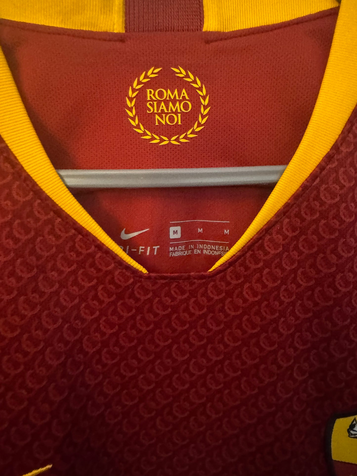 AS Roma Football Shirt - 2018 / 2019 - Home - Medium