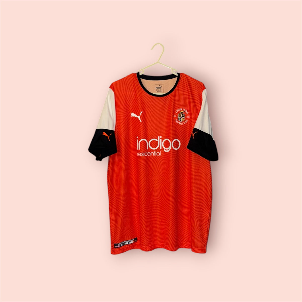 Luton Town Football Shirt - 2019 / 2020 - Home.- XL