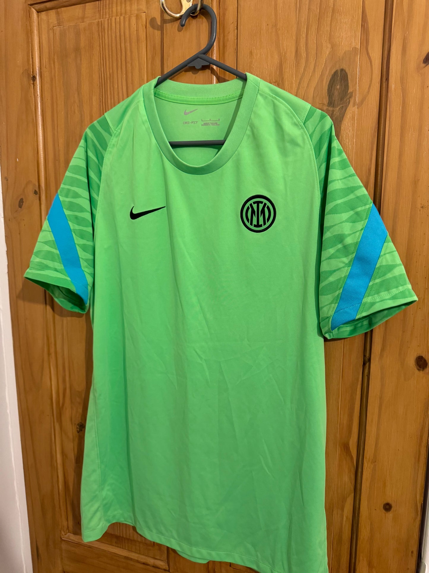 Inter Milan Football Shirt - 2021 / 2022 - Training Top - Large
