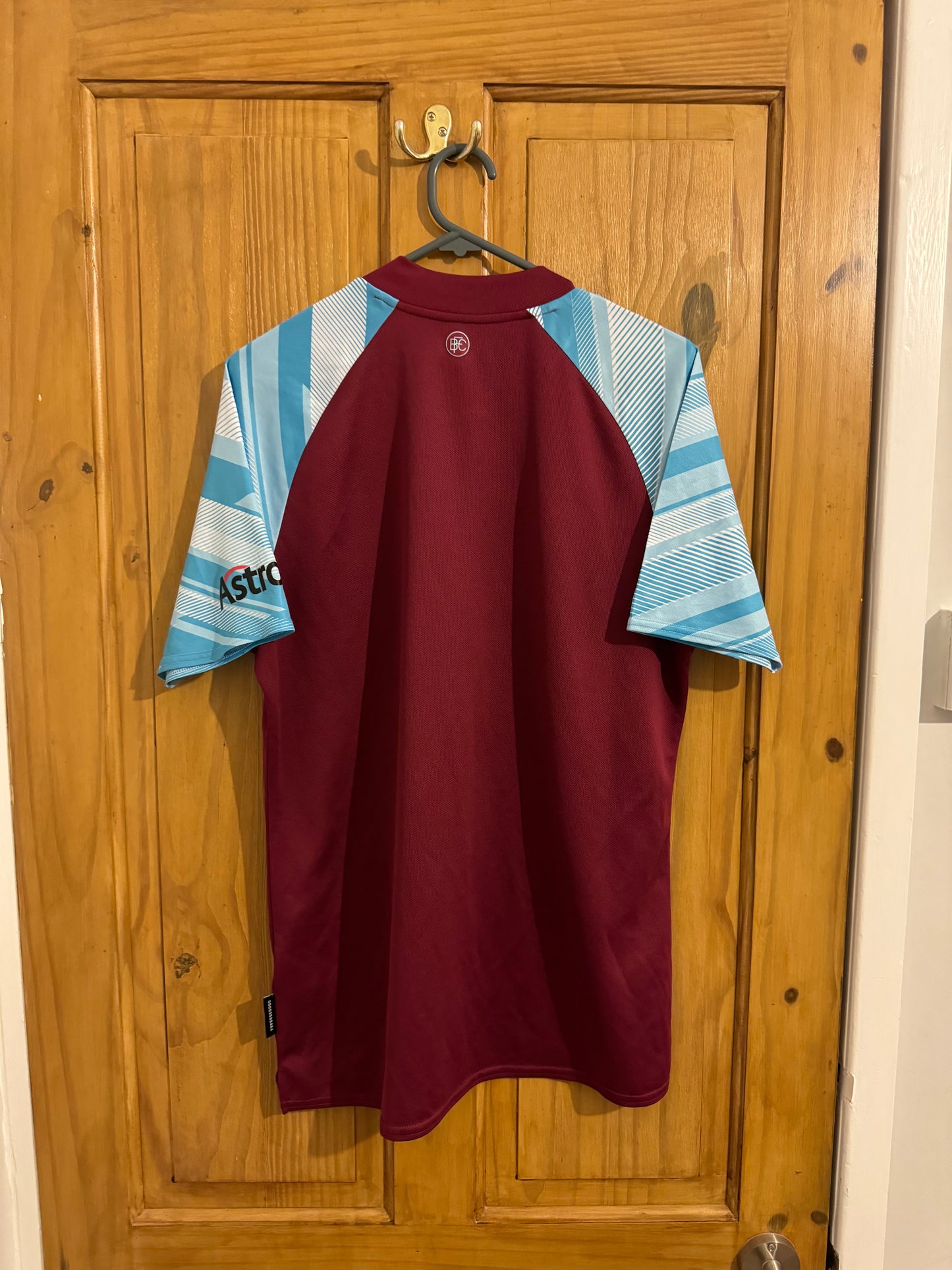 Burnley Football Shirt - Home - 2021 / 2022 - Medium