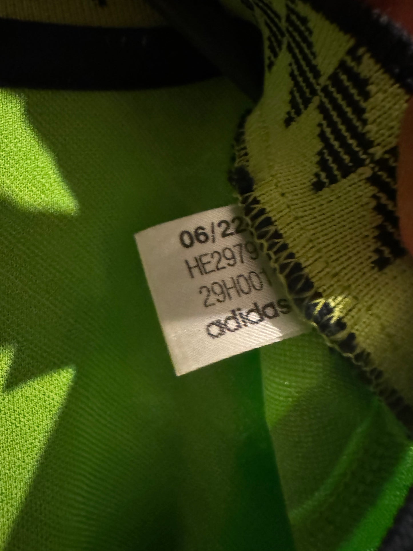 Manchester United Football Shirt - 2022 / 2023 - Third - #18 Casemiro - HEAT RDY - Large