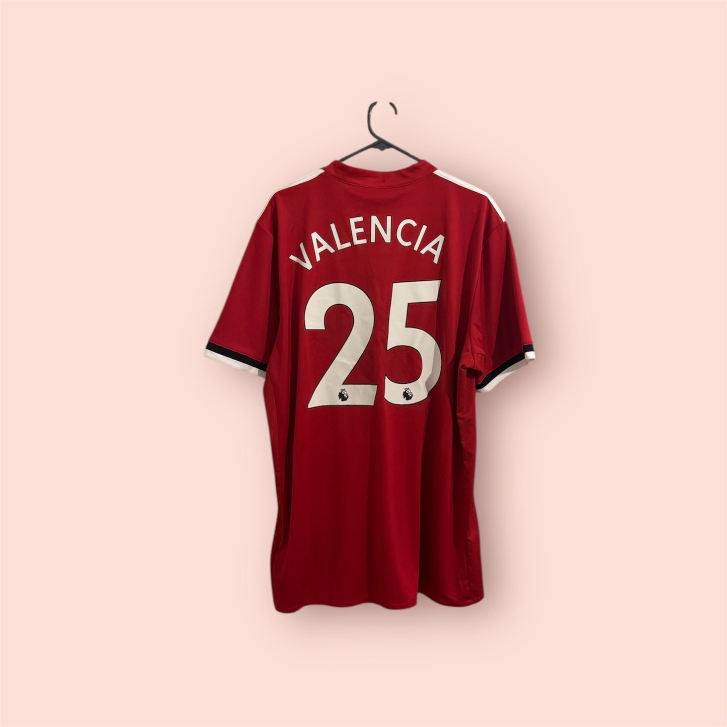 Manchester United Football Shirt - 2017/2018 - Home - XL - #25 Valencia
