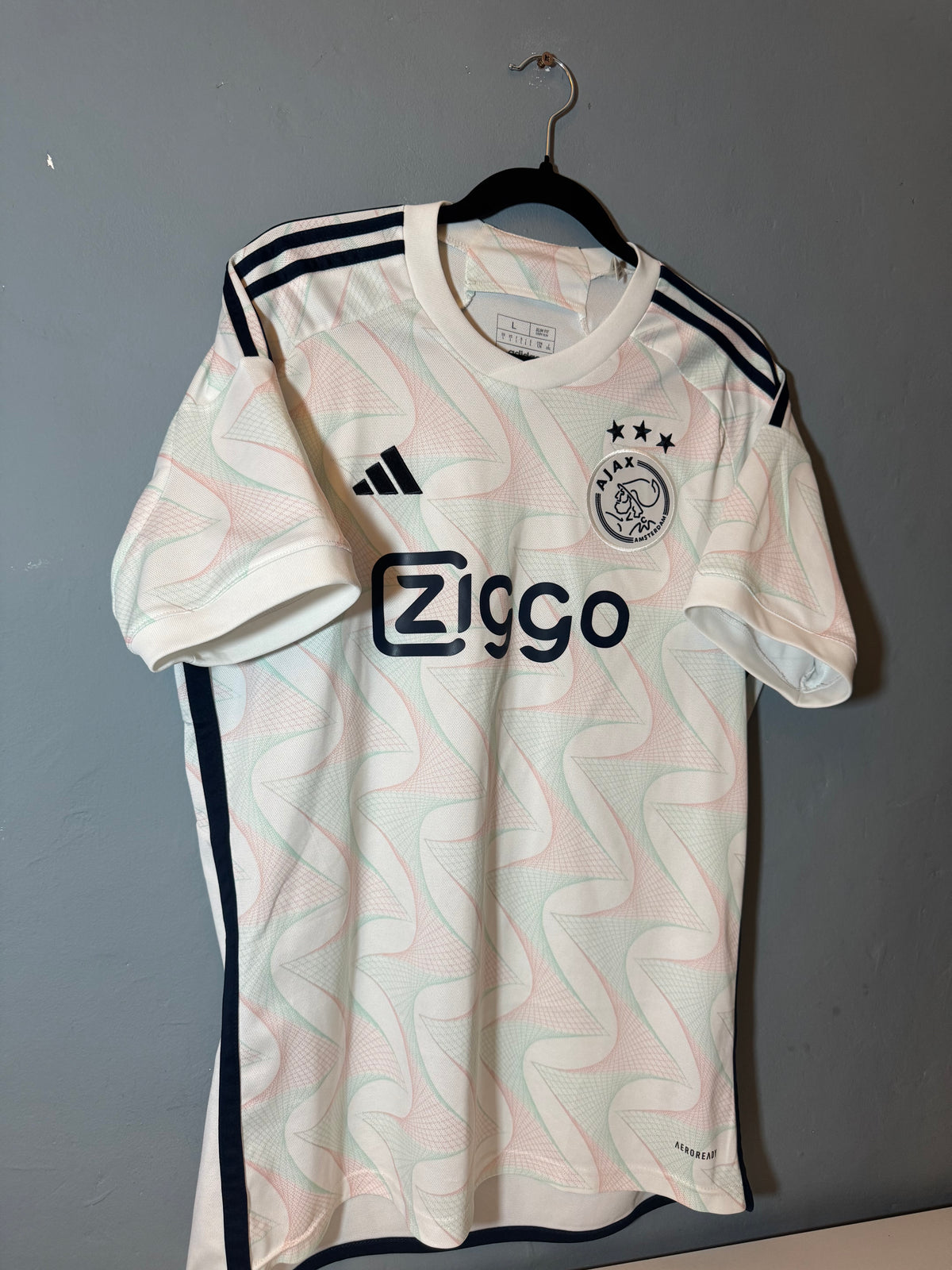 Ajax Football Shirt - 2023 / 2024 - Away - Large