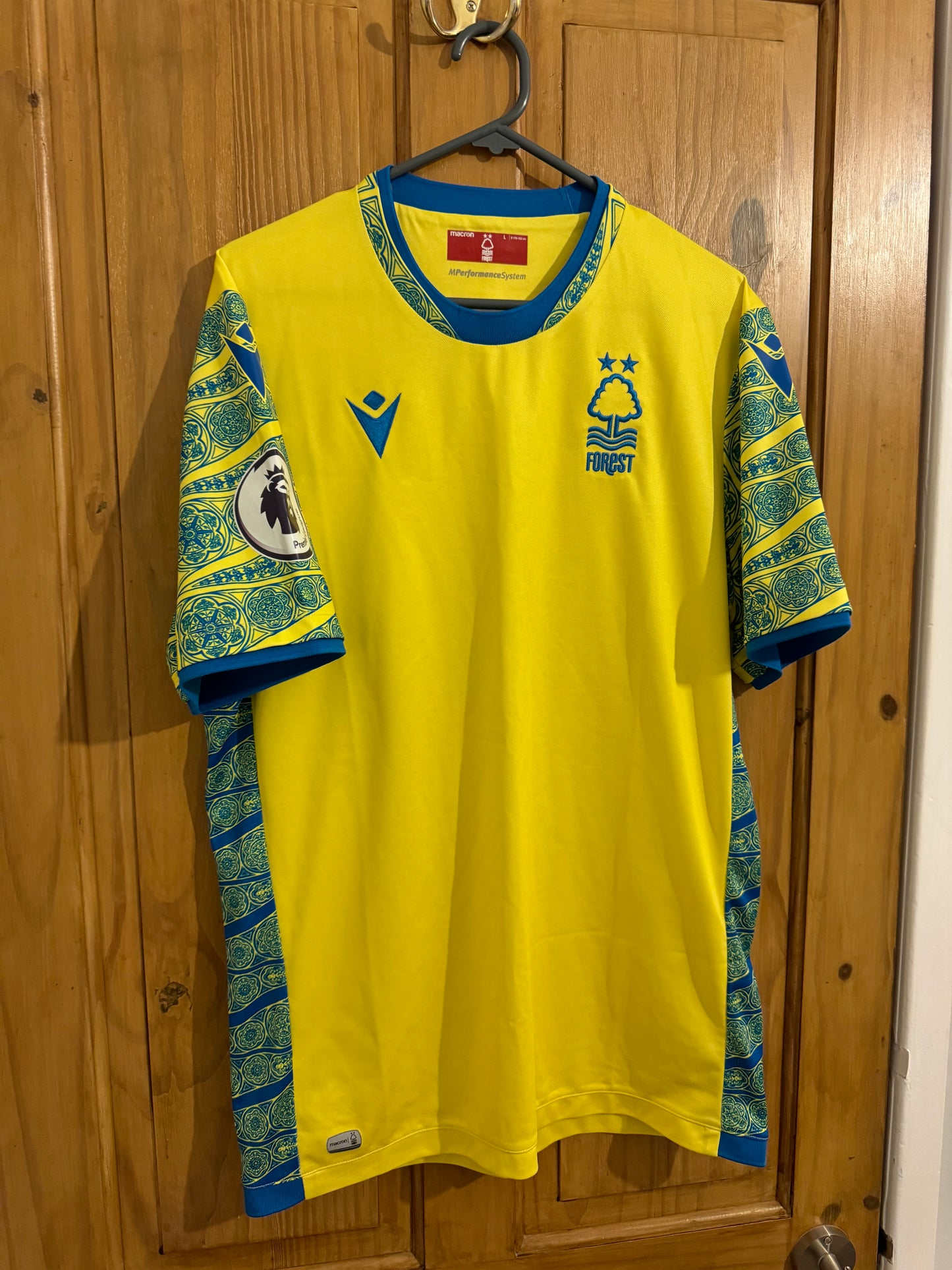 Nottingham Forest Football Shirt - 2022 / 2023 - Away - Large