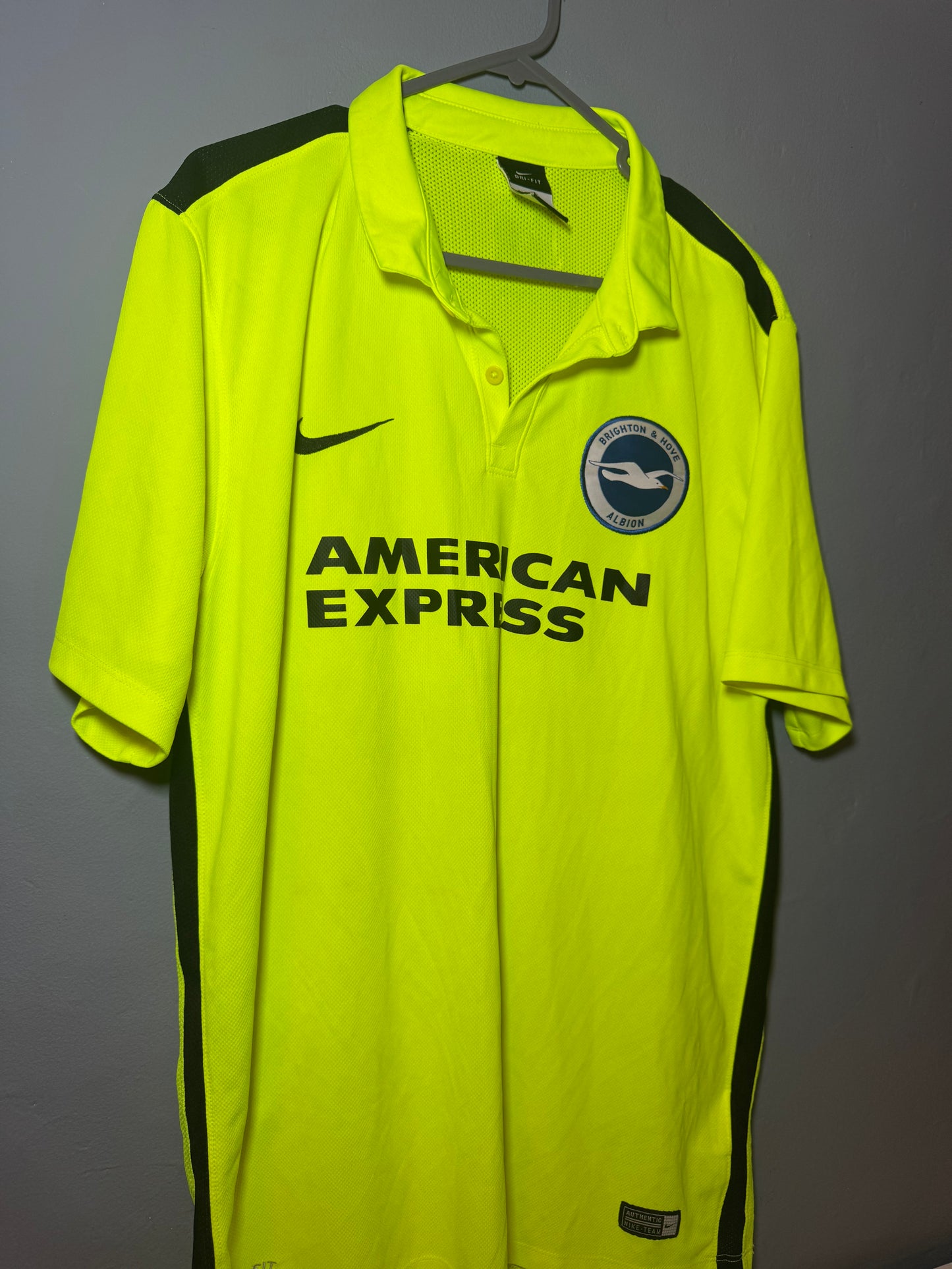 Brighton & Hove Albion Football Shirt - 2015 / 2016 - Away - Large
