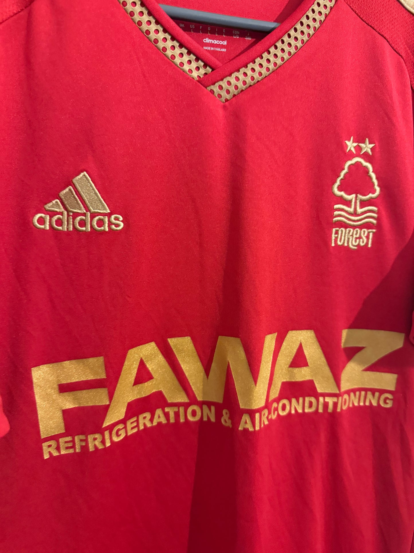 Nottingham Forest Football Shirt - 2015 / 2016 - Home - With Sponsor - Large