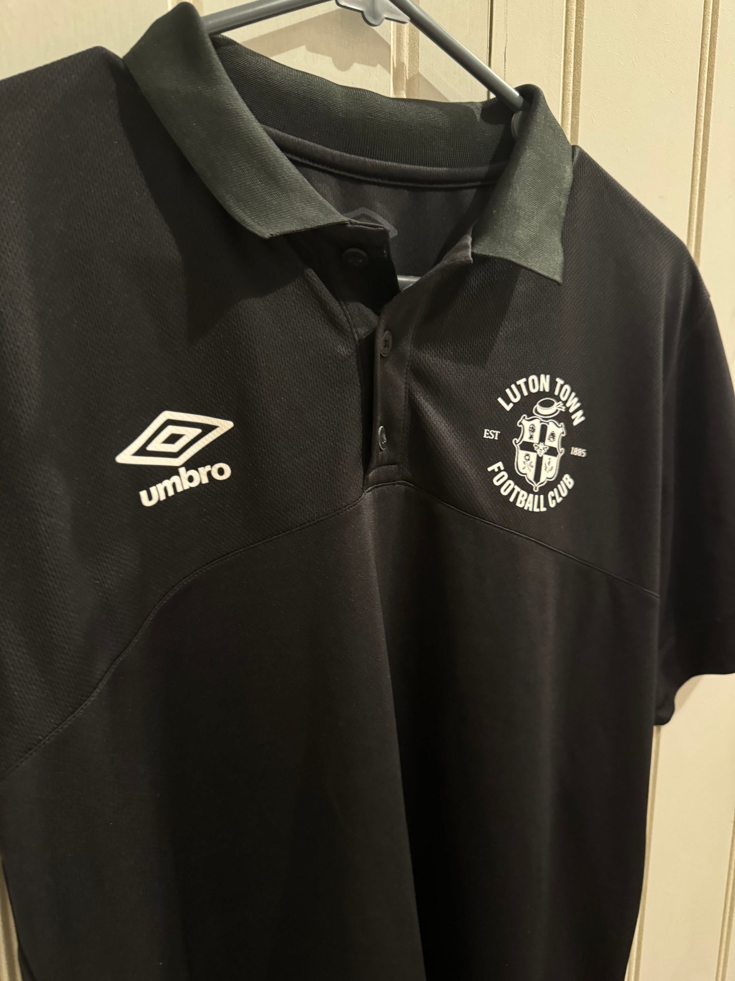 Luton Town Football Shirt - 2022 / 2023 - Polo Shirt Training Top - Medium