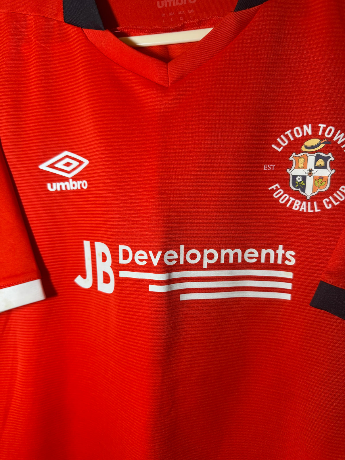 Luton Town Football Shirt - 2020 / 2021 - Home - Large - #8 Luke Berry