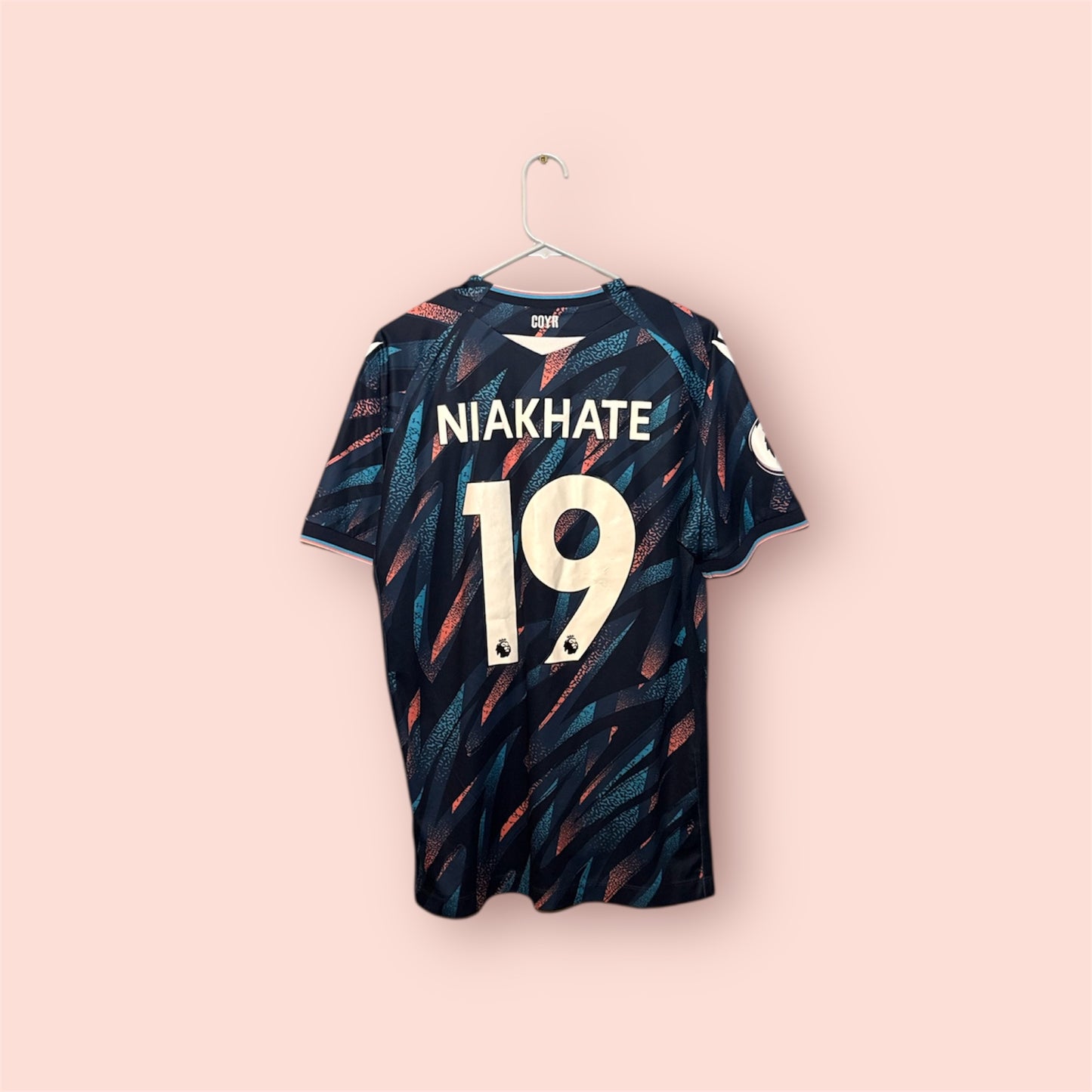 Nottingham Forest Football Shirt - 2022 / 2023 - Third - Large - #19 Niakhate