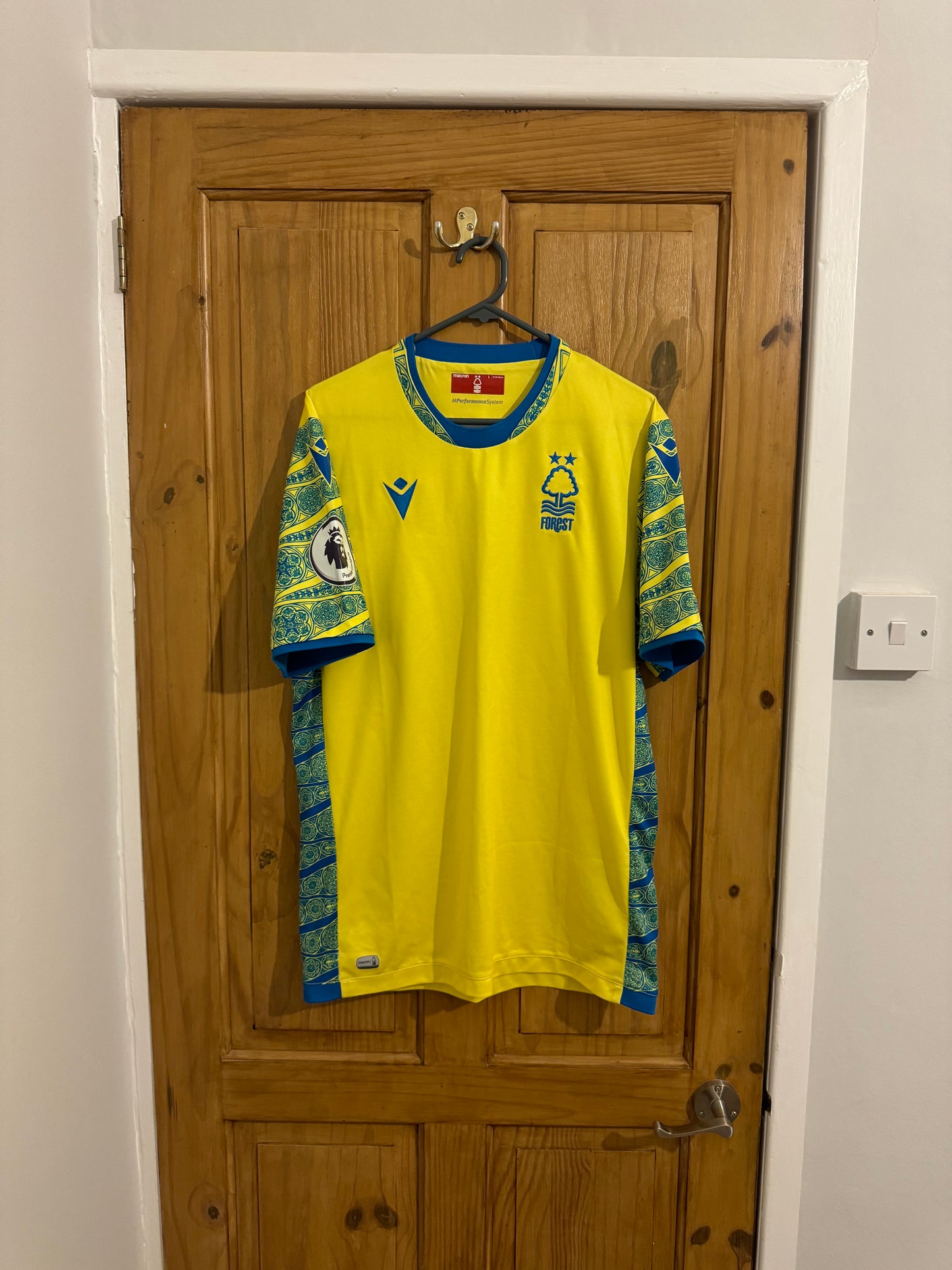 Nottingham Forest Football Shirt - 2022 / 2023 - Away - Large