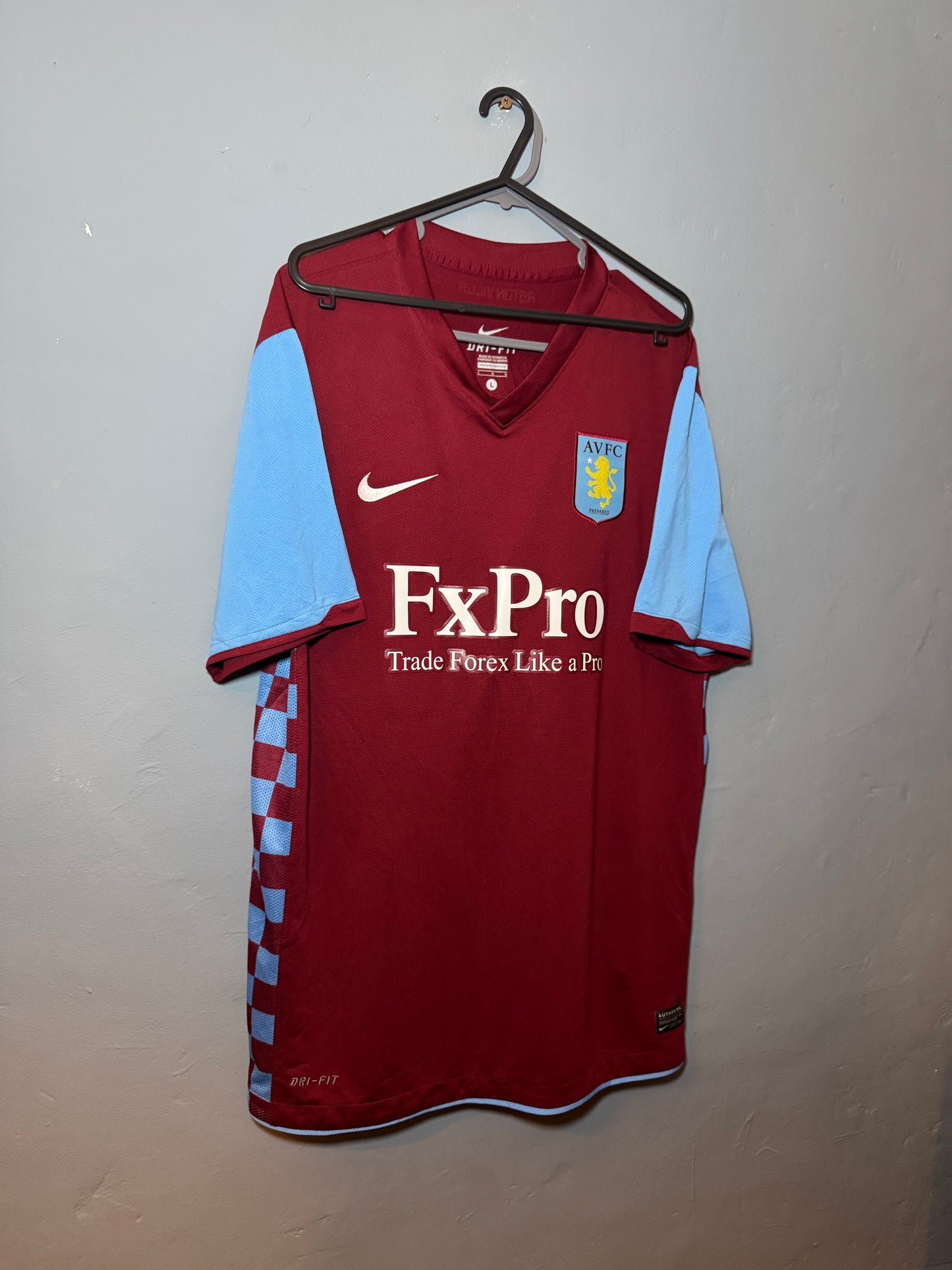 Aston Villa Football Shirt - 2010 / 2011 - Home - Large