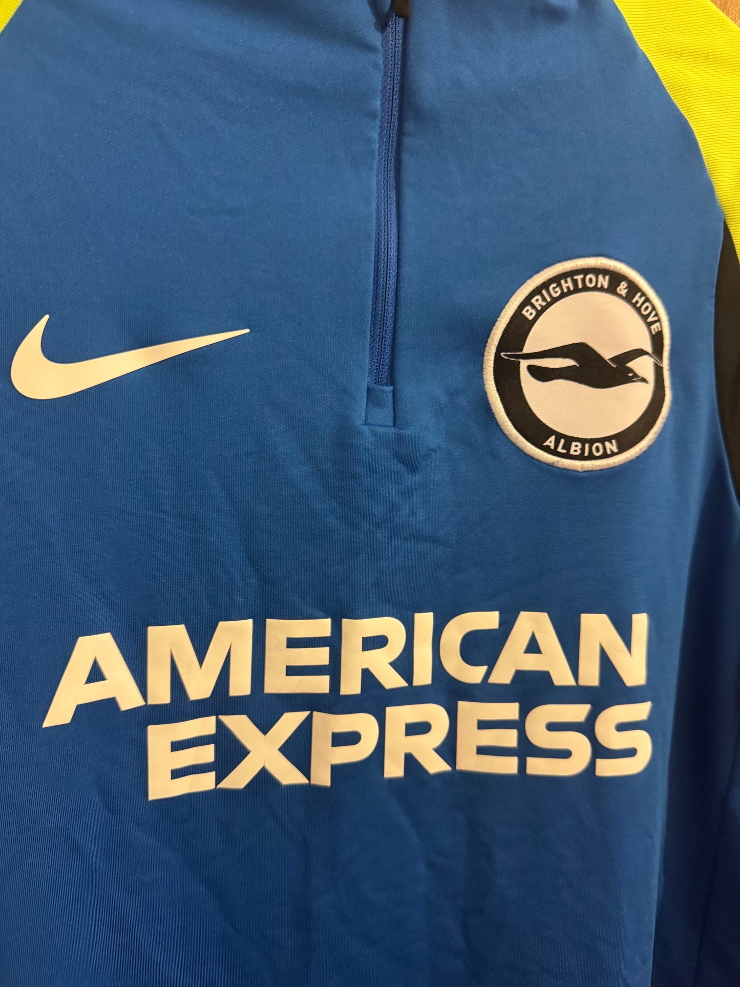 Brighton & Hove Albion Football Top - 2022 / 2023 - 1/4 Zip - Medium