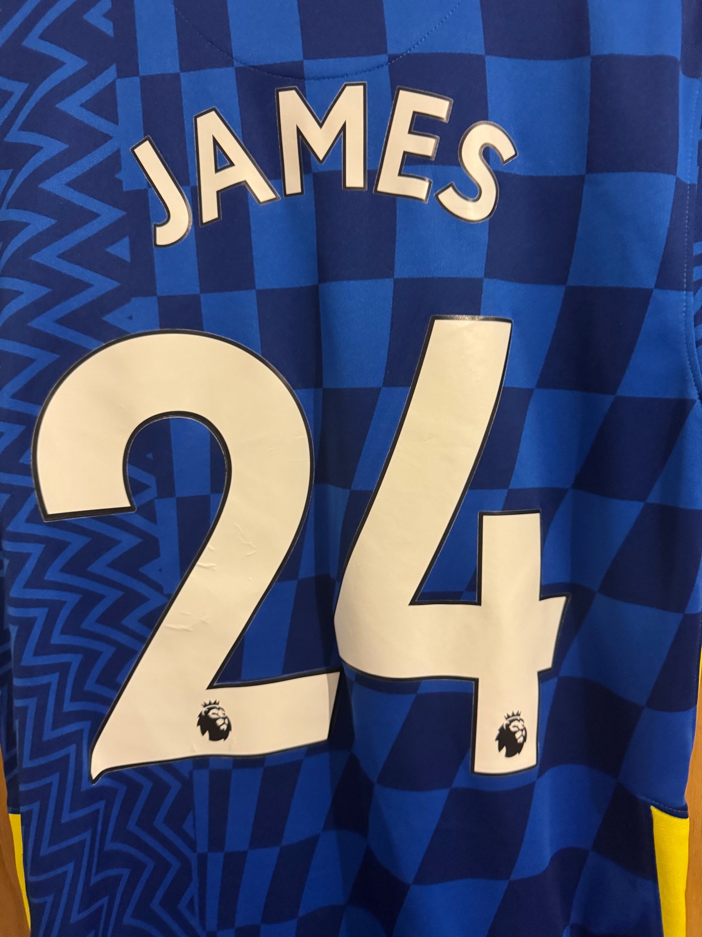 Chelsea Football Shirt - 2021 / 2022 - Home - Small - #24 Reece James