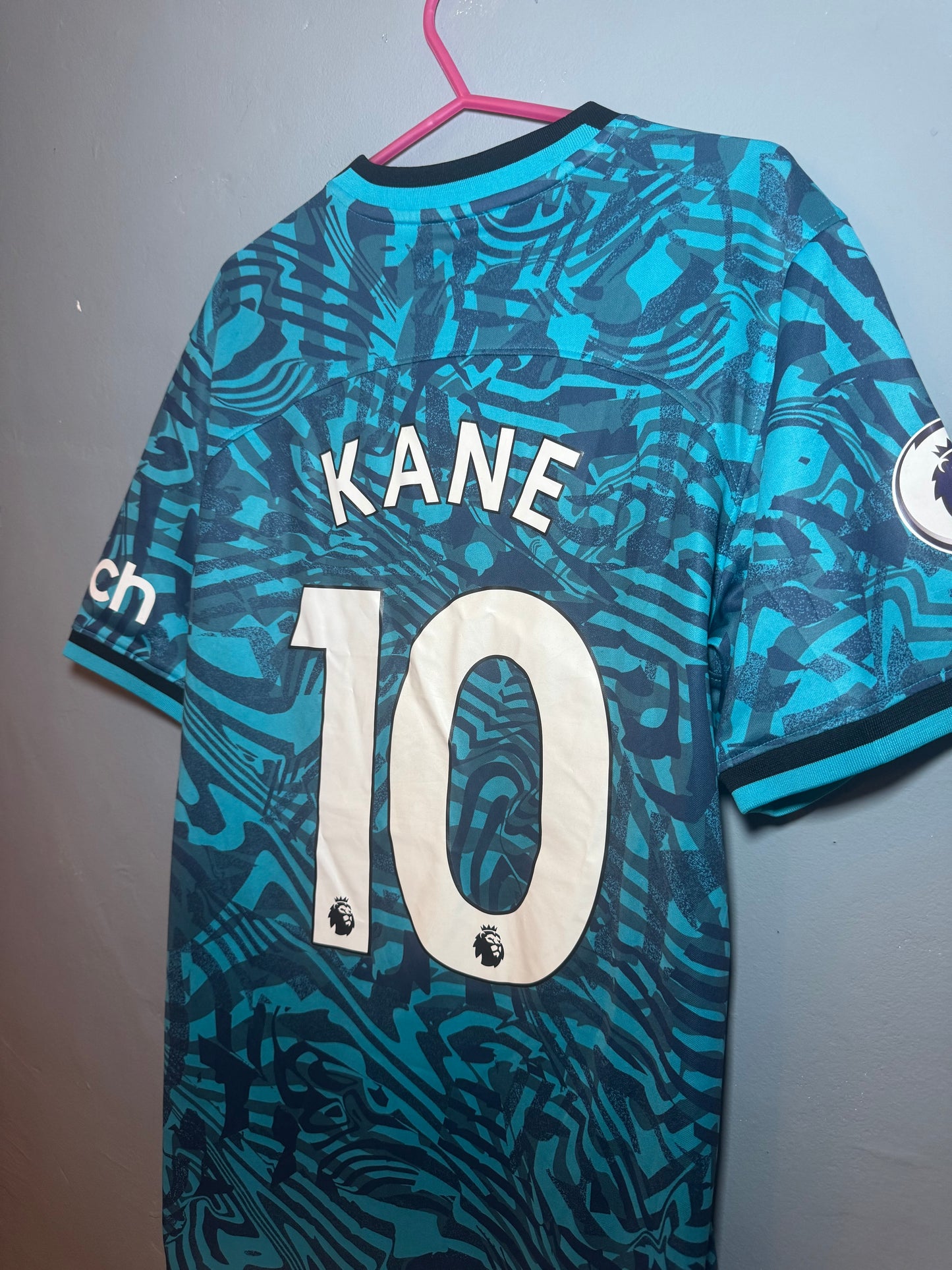 Tottenham Hotspur Football Shirt - 2022 / 2023 - Third - Small - #10 Harry Kane