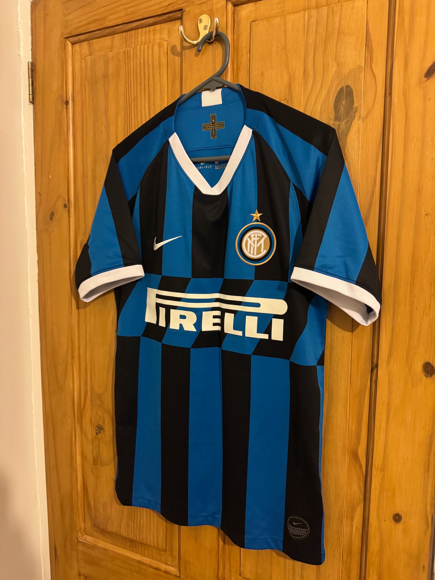 Inter Milan Football Shirt - 2019 / 2020 - Home - Small - Rare