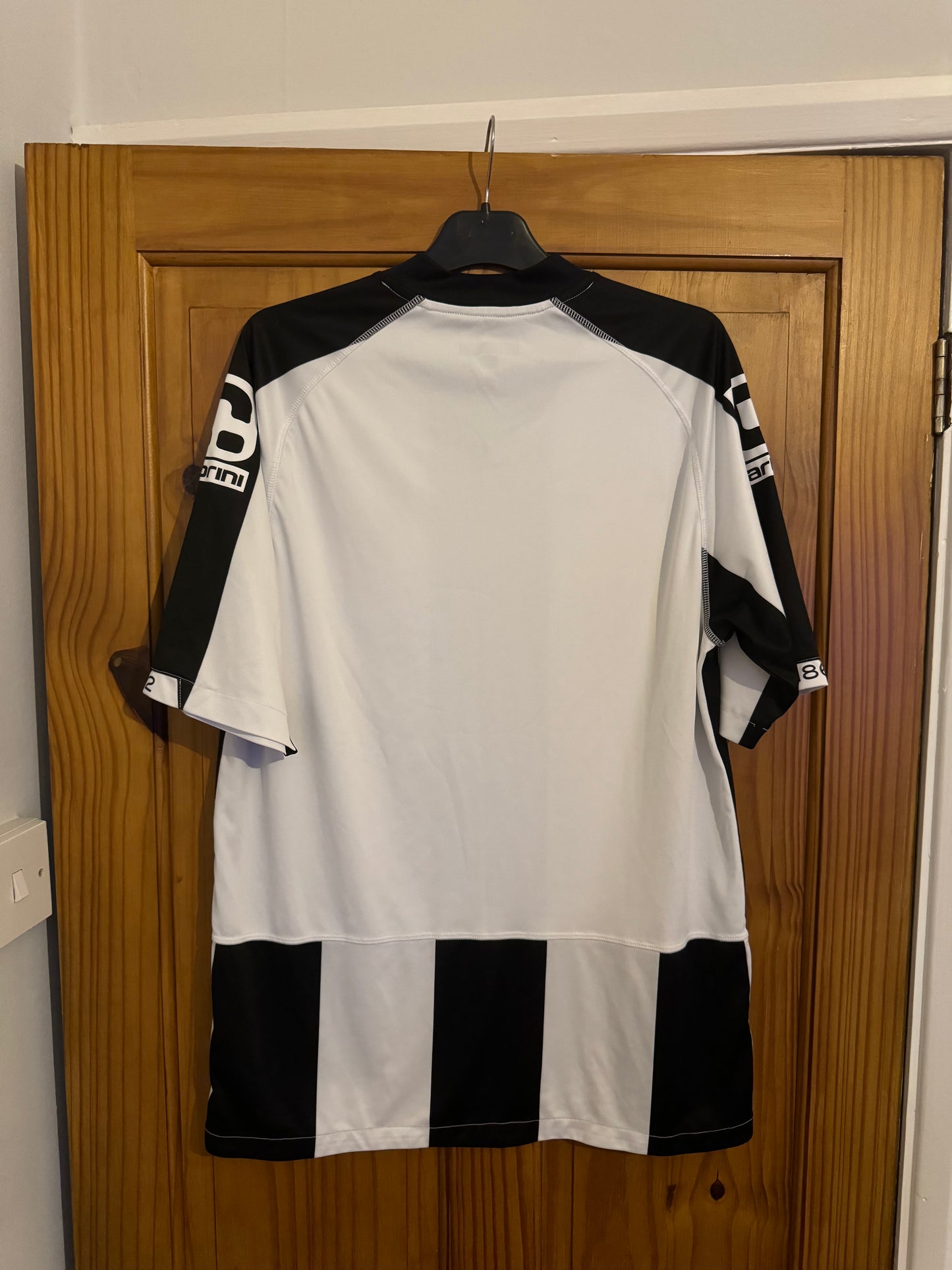 Notts County Football Shirt - 2014 / 2015 - Home - Large