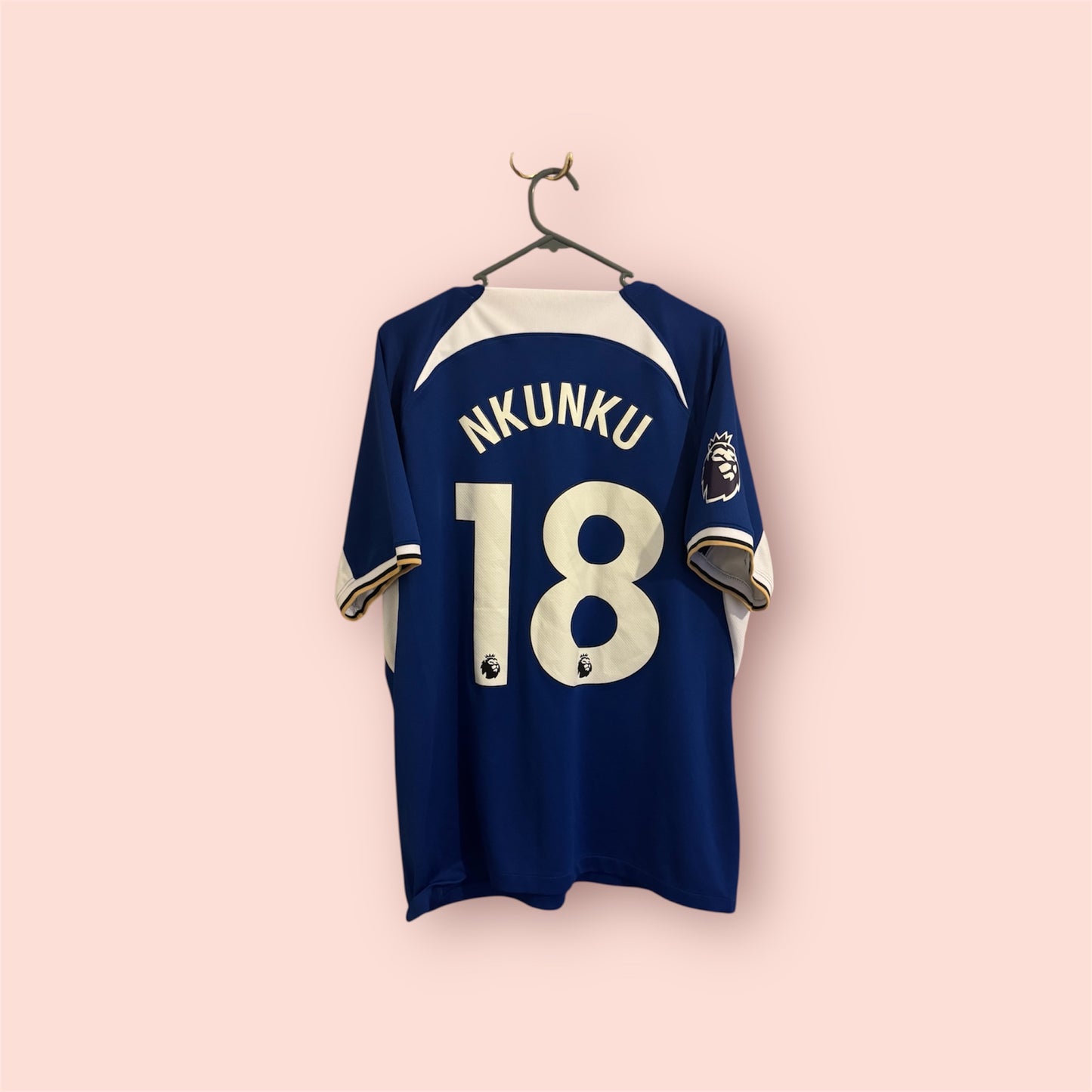 Chelsea Football Shirt - 2023 / 2024 - Home - Large - #18 Nkunku