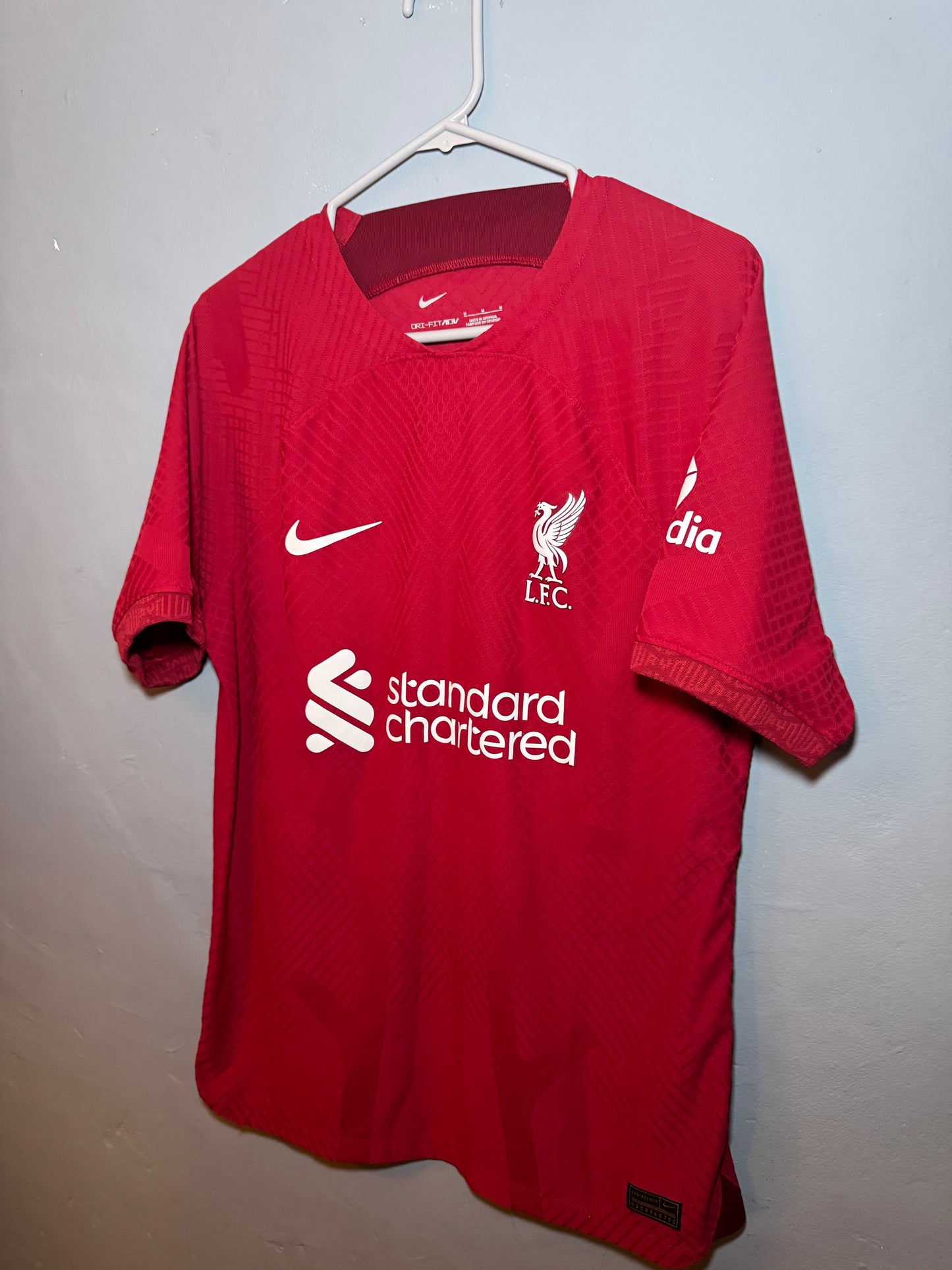 Liverpool Football Shirt - 2022 / 2023 - Home - Medium - Dri Fit Adv
