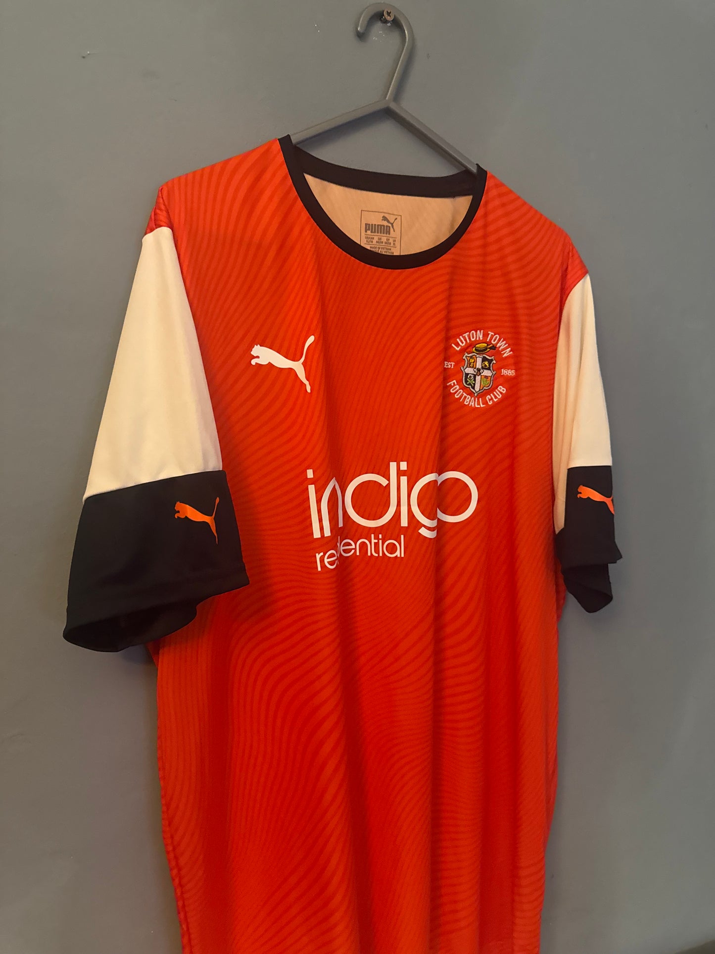 Luton Town Football Shirt - 2019 / 2020 - Home - XL