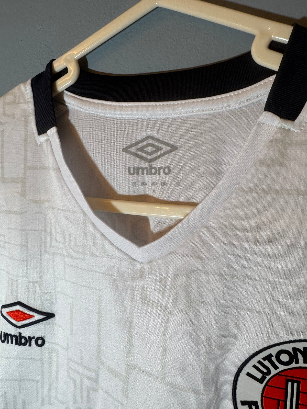 Luton Town Football Shirt - 2024 / 2025 - Away - Large