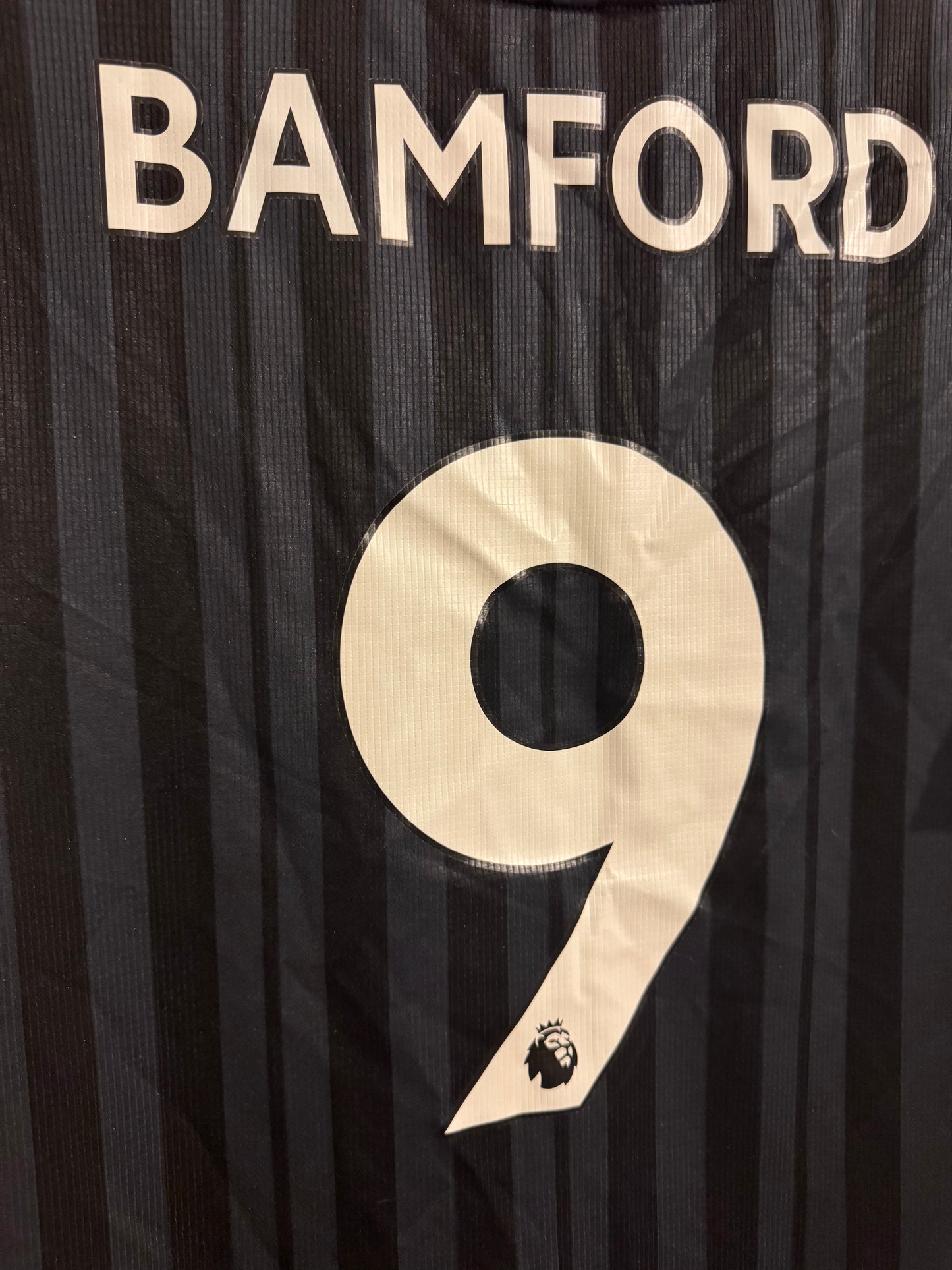 Leeds United Football Shirt - 2022 / 2023 - Third - Medium - #9 Bamford