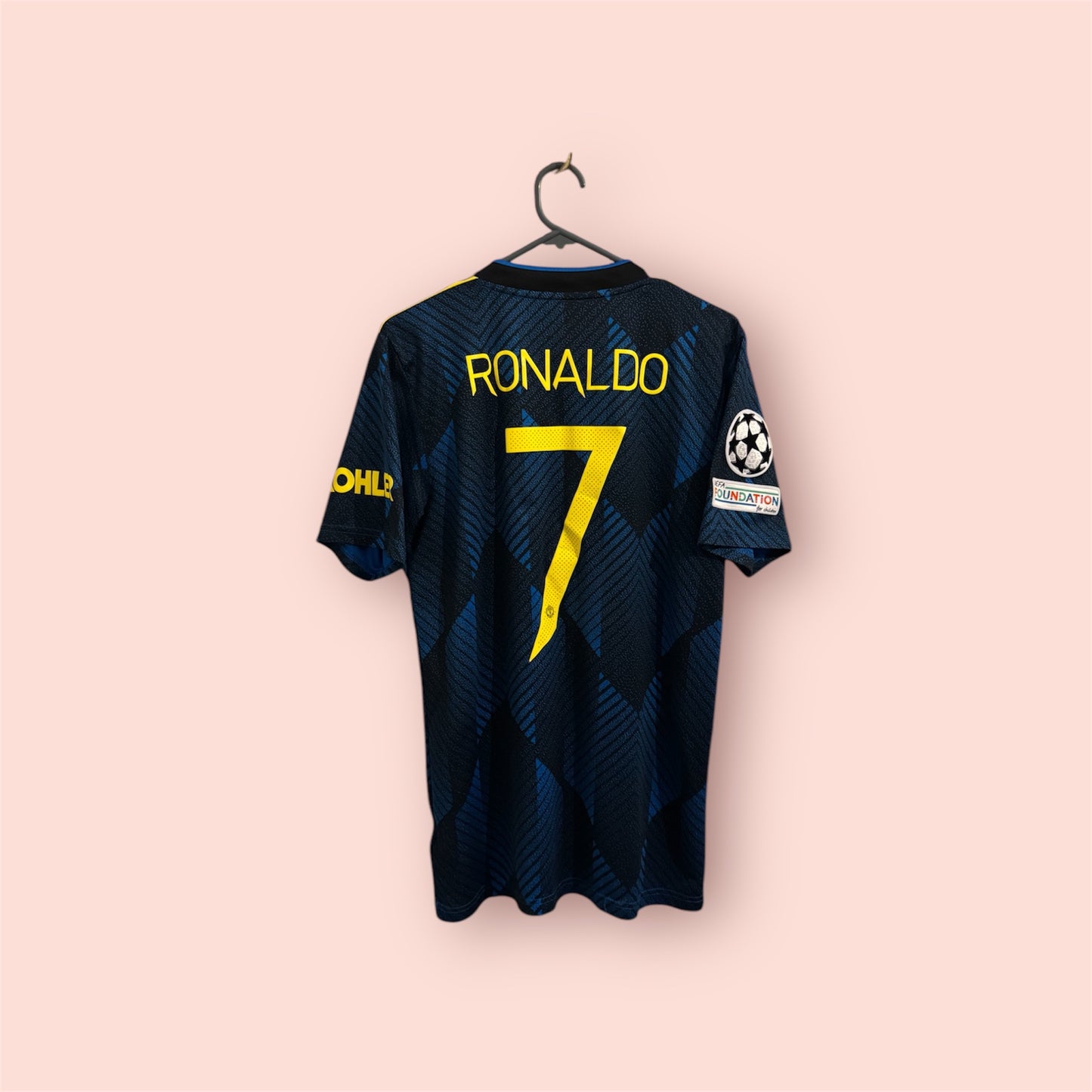 Manchester United Football Shirt - 2021 / 2022 - Third - Small - #7 Ronaldo CL Patch