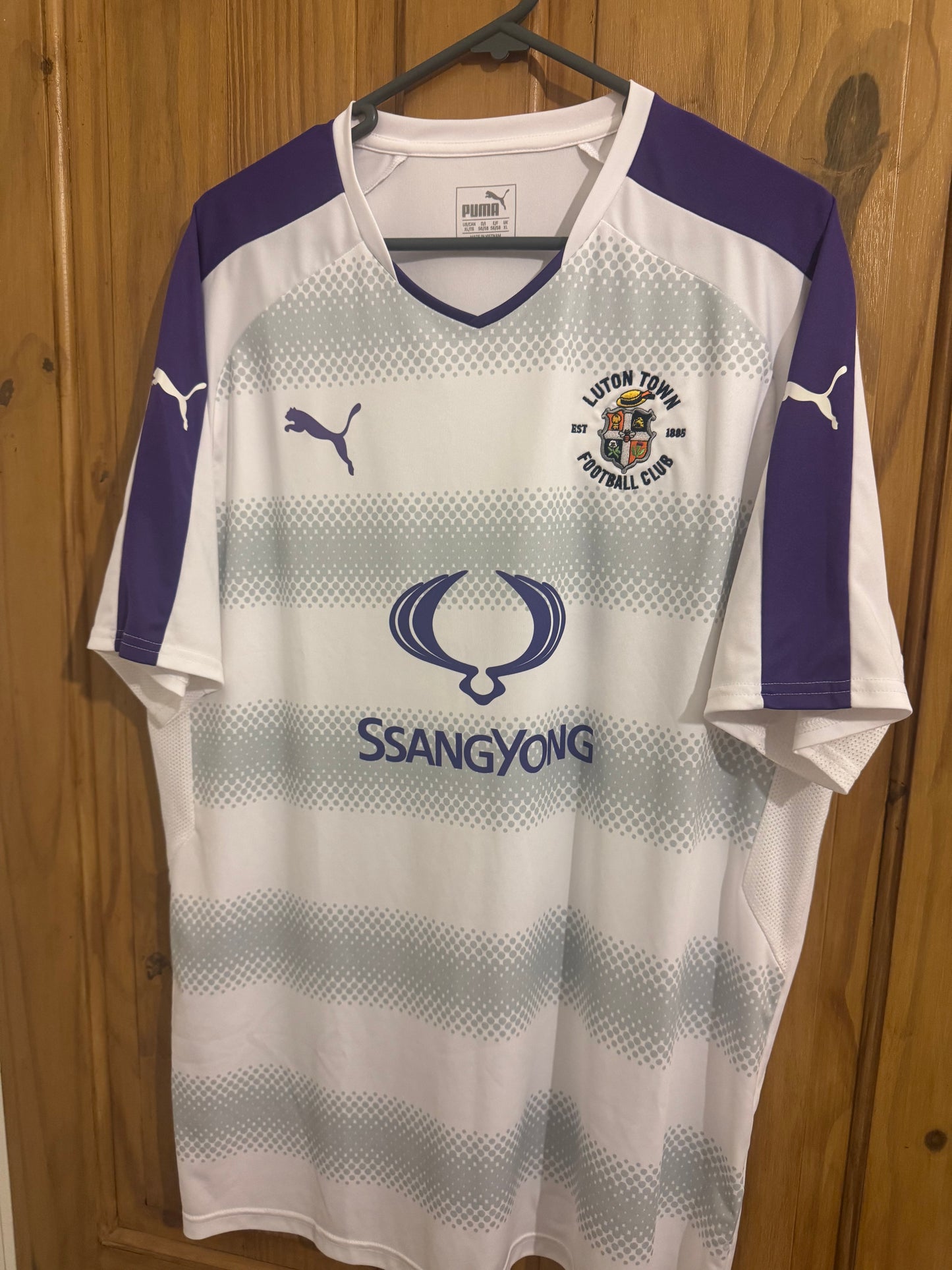 Luton Town Football Shirt - 2017 / 2018 - Third - XL