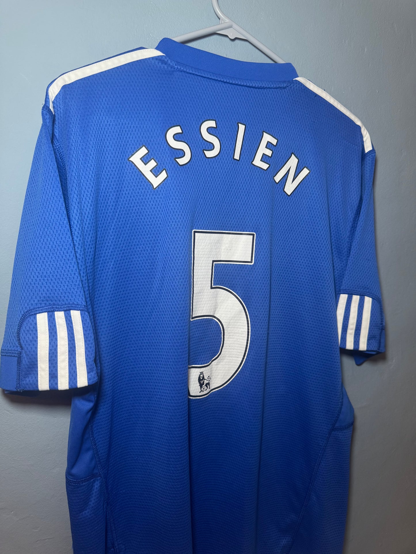 Chelsea Football Shirt - 2009 / 2010 - Home - Large - #5 Michael Essien