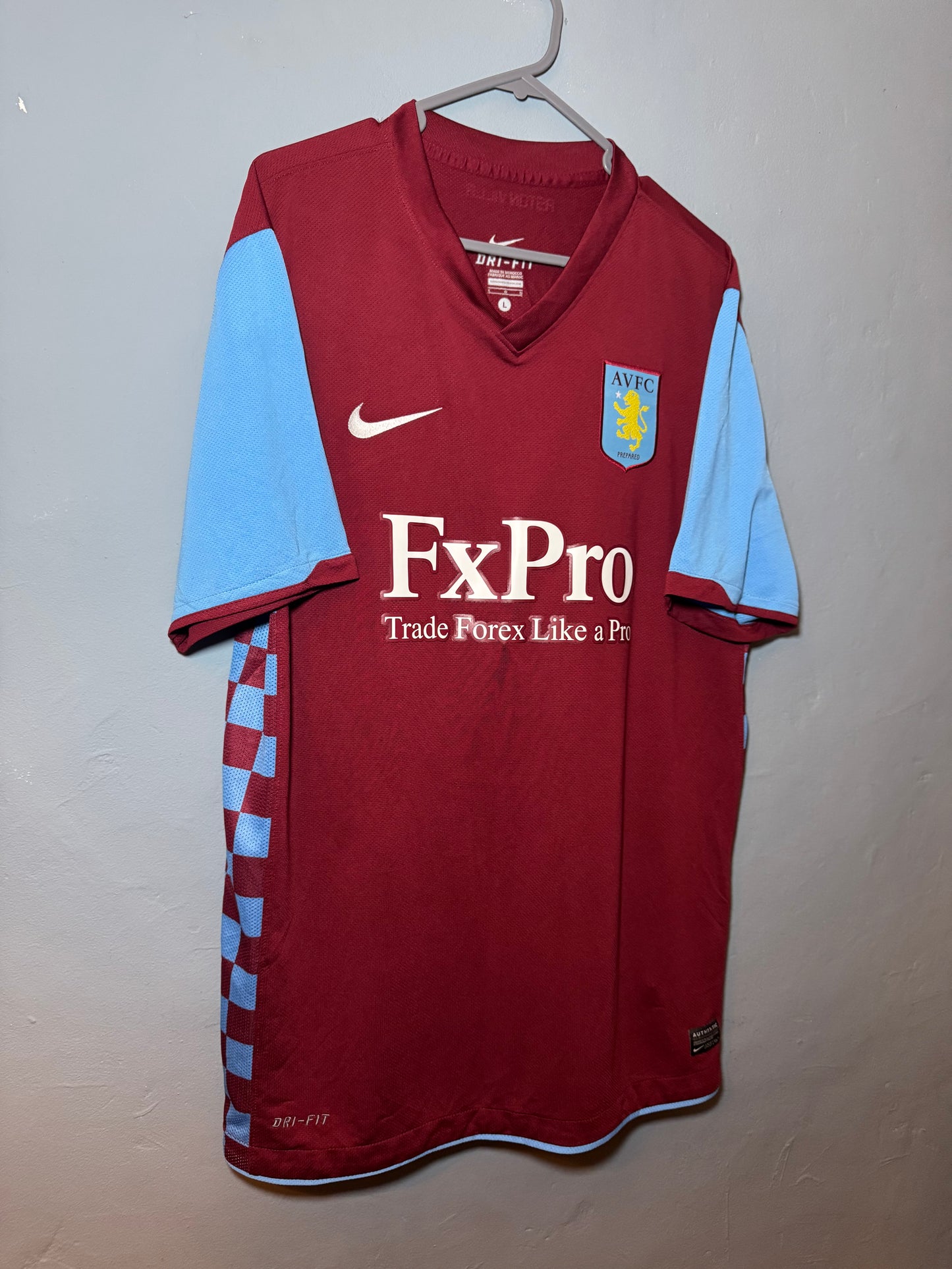 Aston Villa Football Shirt - 2010 / 2011 - Home - Large