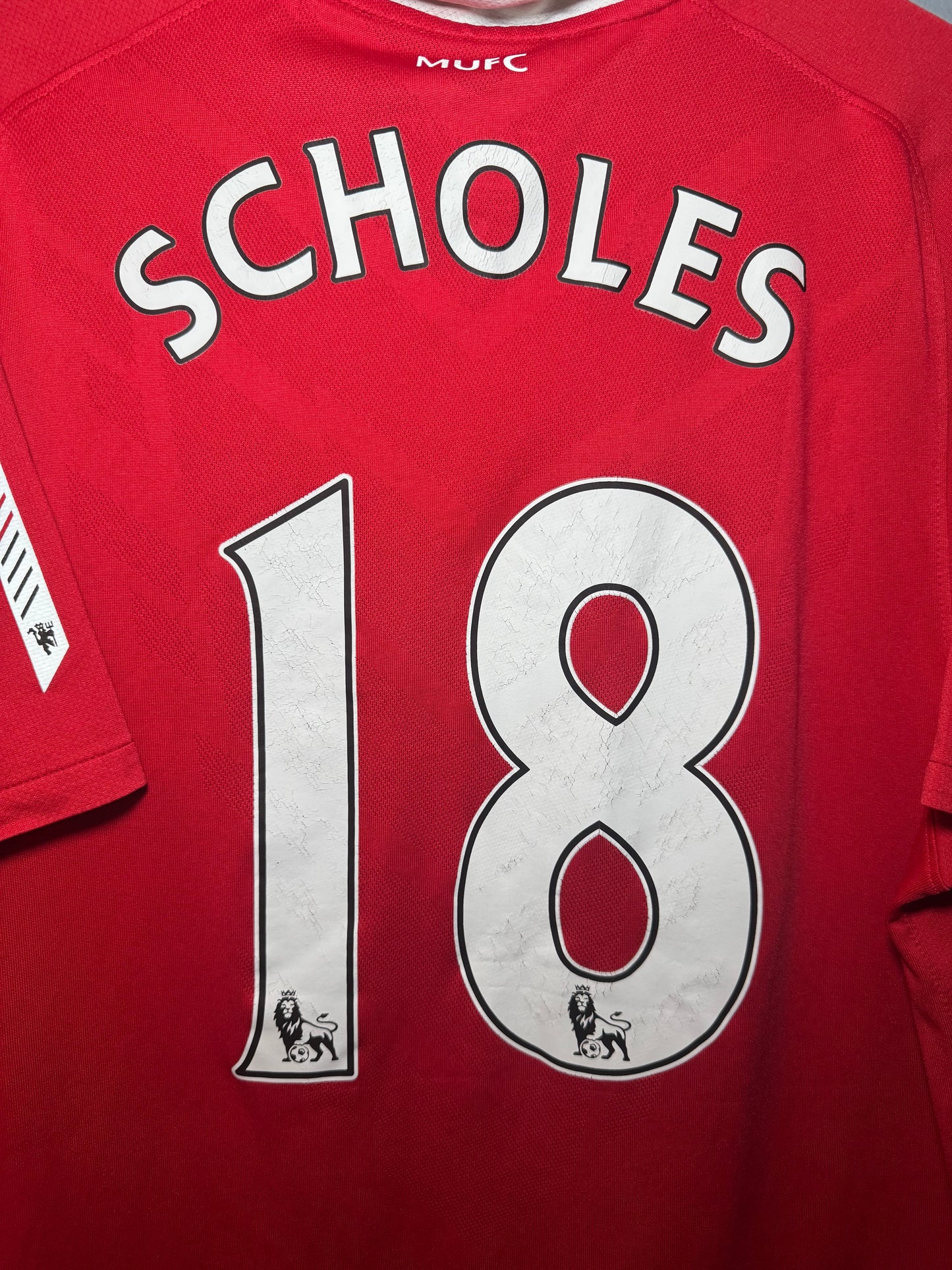 Manchester United Football Shirt - 2010 / 2011 - Home - Small - #18 Scholes