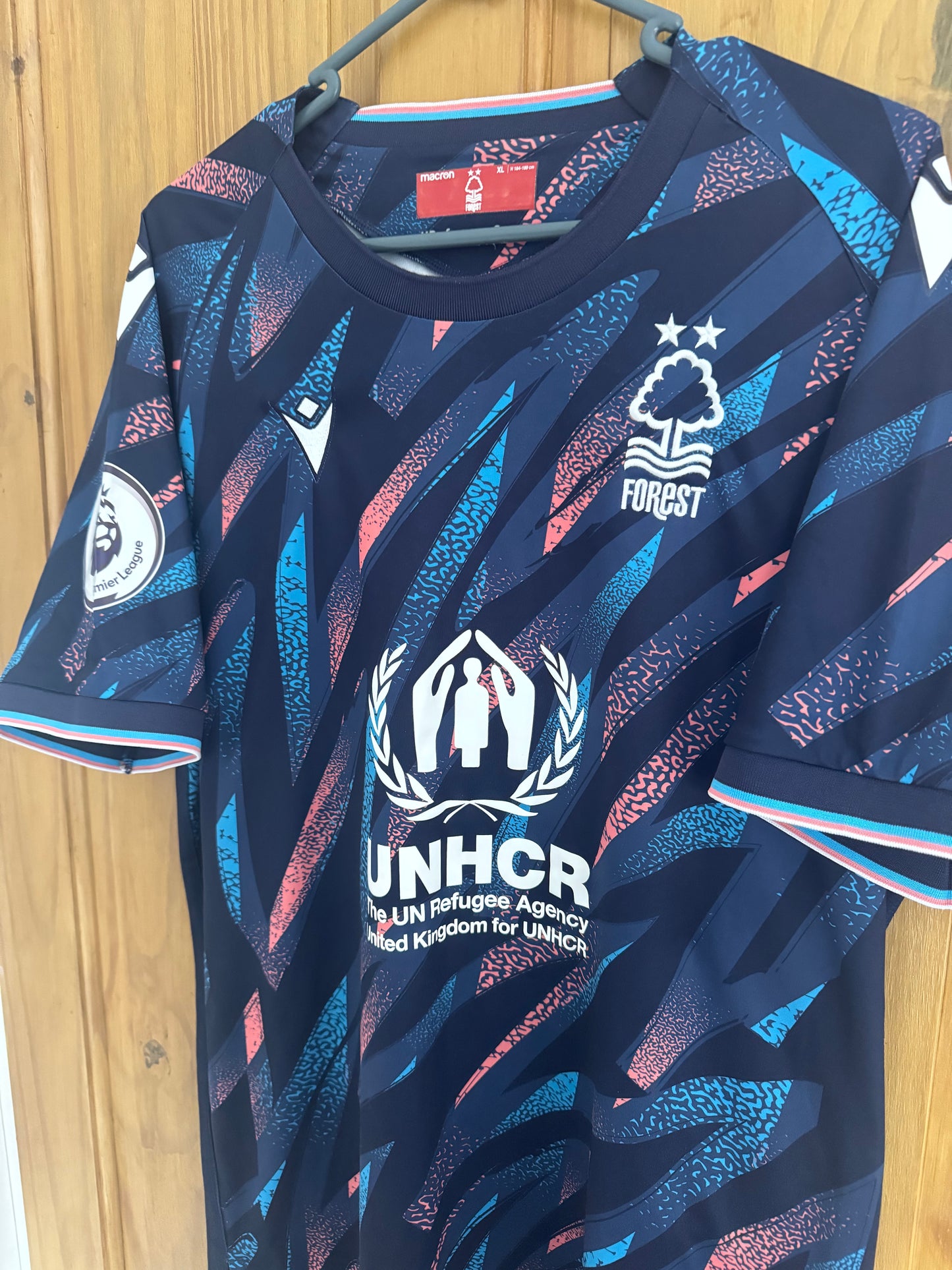 Nottingham Forest Football Shirt - 2022 / 2023 - Third - XL - with sponsor