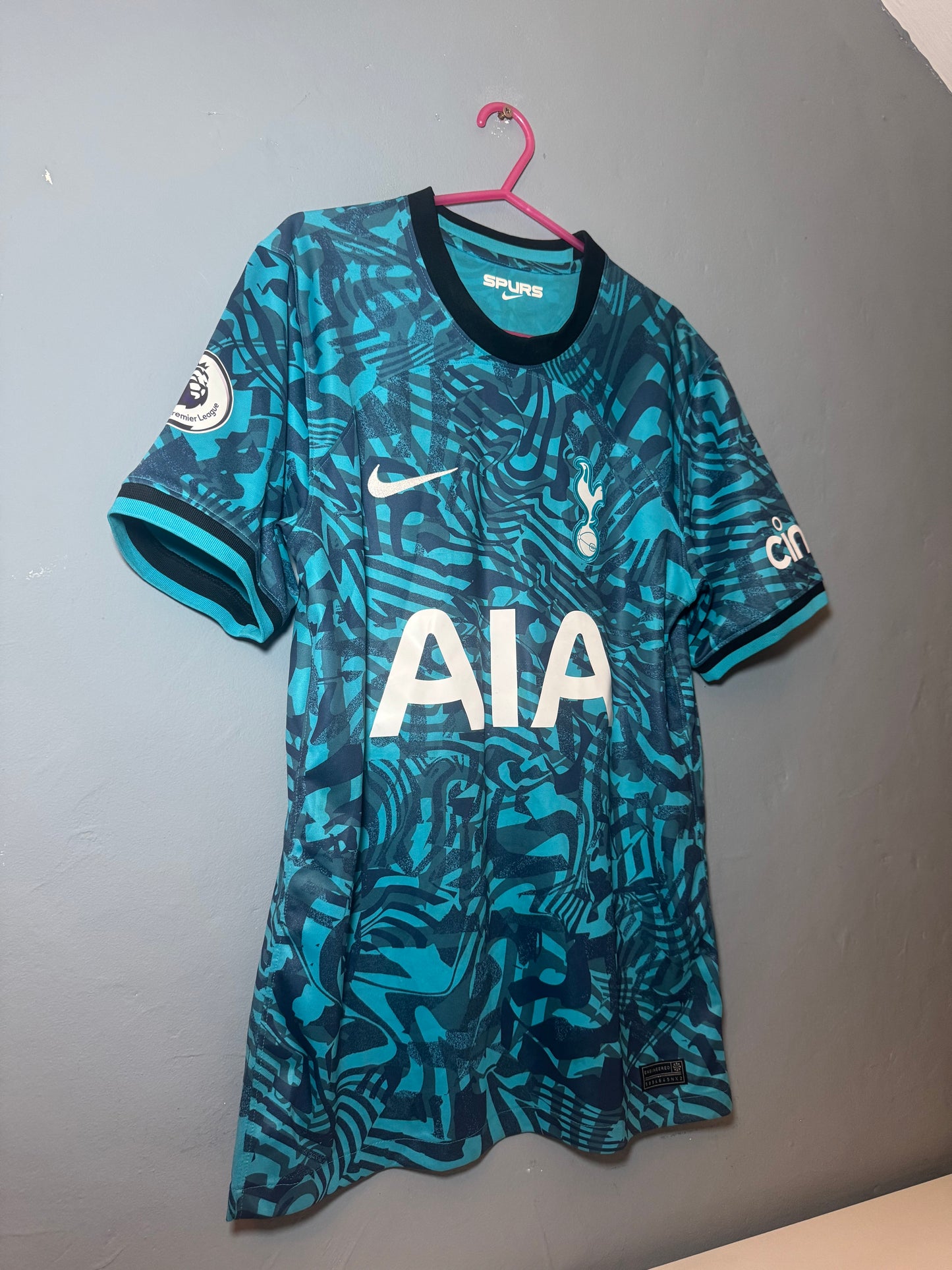 Tottenham Hotspur Football Shirt - 2022 / 2023 - Third - Small - #10 Harry Kane