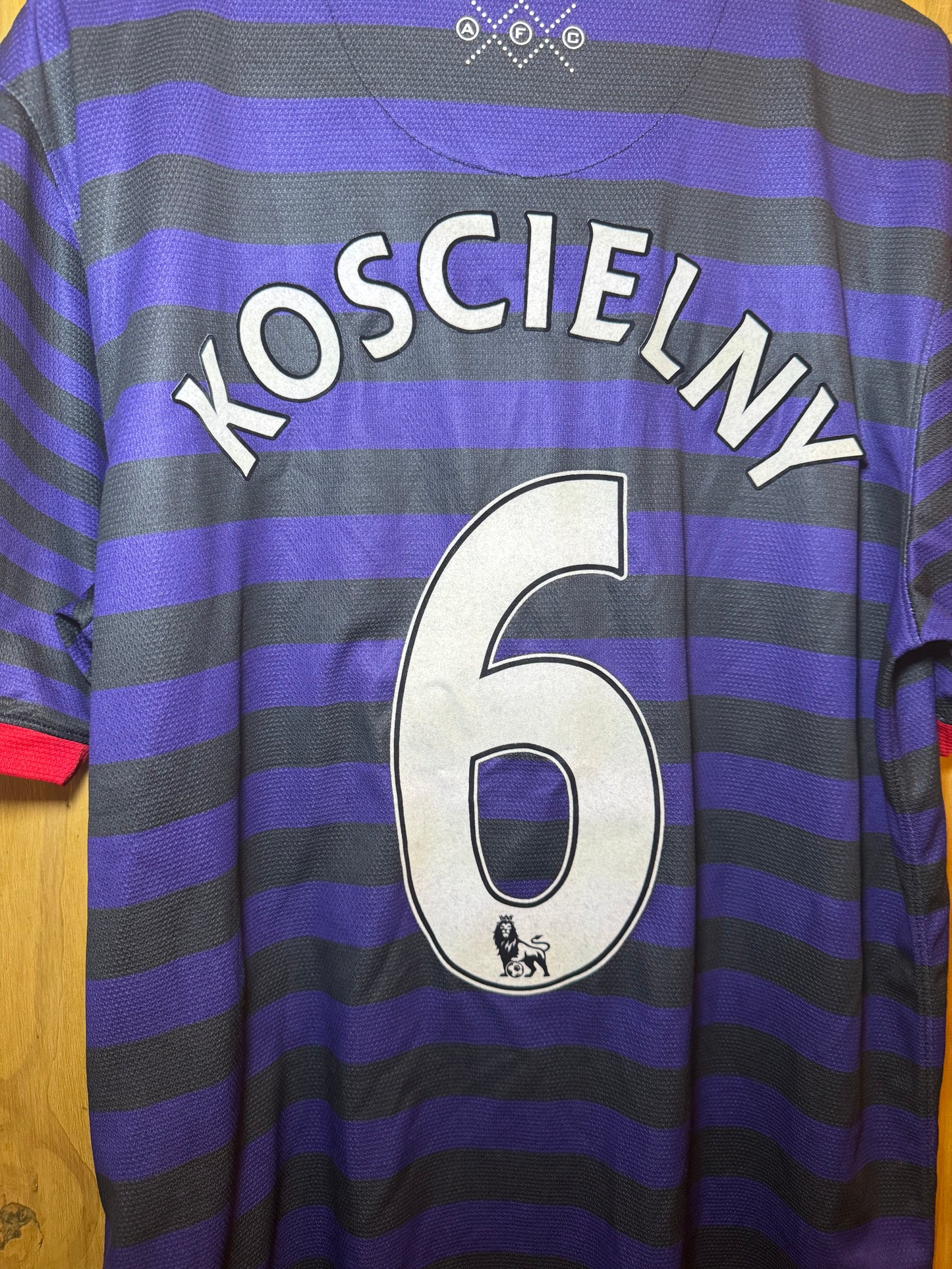 Arsenal Football Shirt - 2012 / 2013 - Away - Large - #6 Koscielny