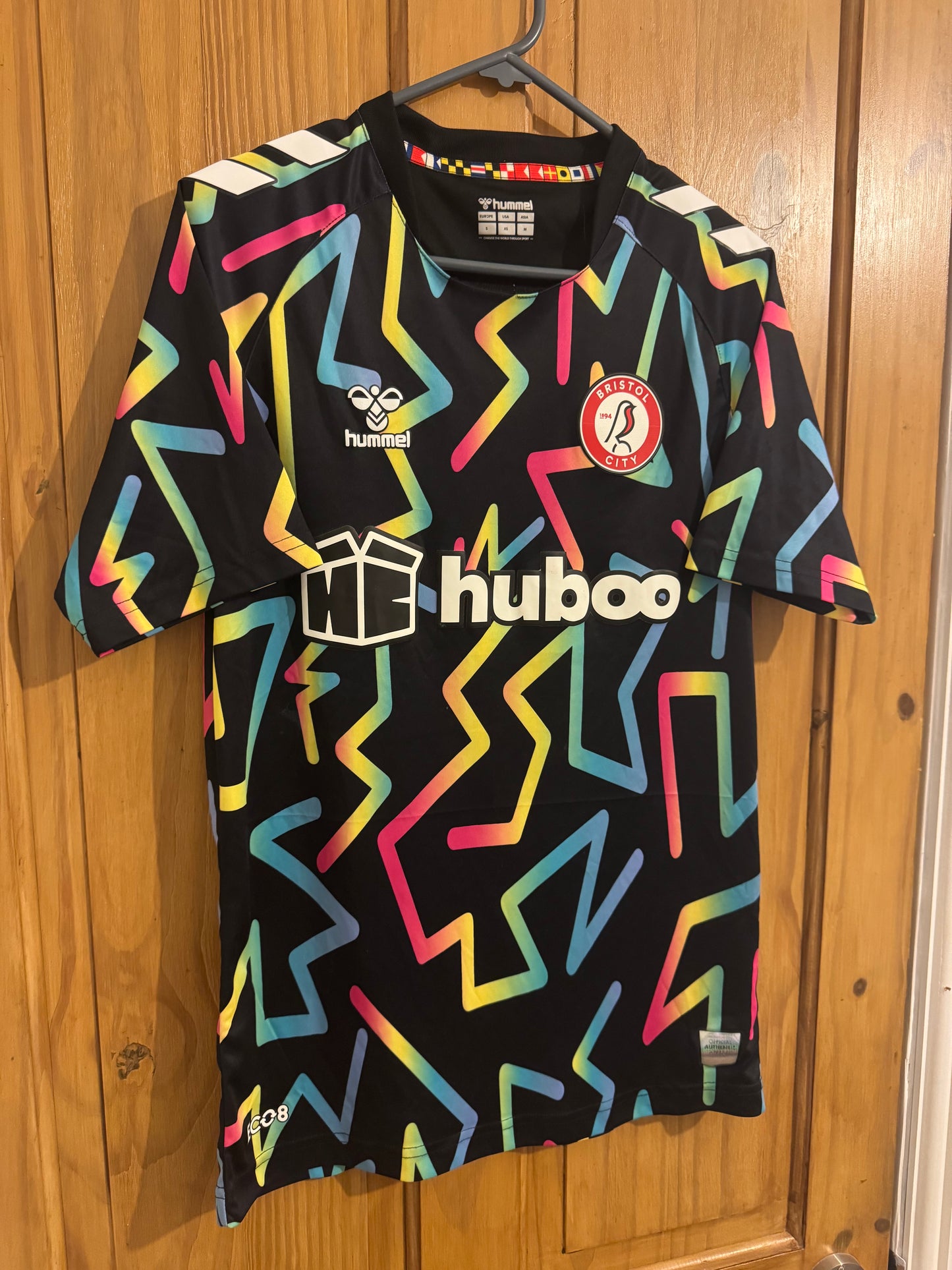 Bristol City Football Shirt - Goalkeeper Home - 2022 / 2023 - GK - Small - Rare