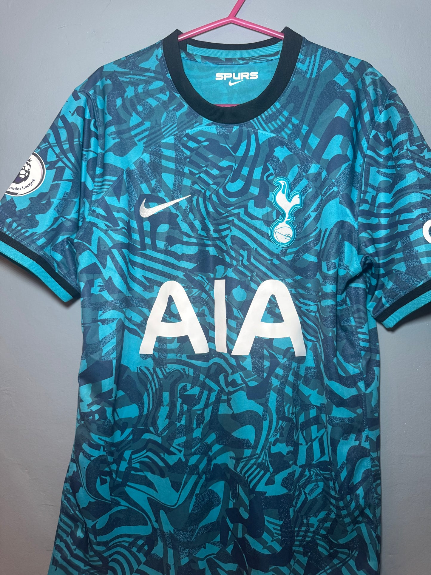 Tottenham Hotspur Football Shirt - 2022 / 2023 - Third - Small - #10 Harry Kane