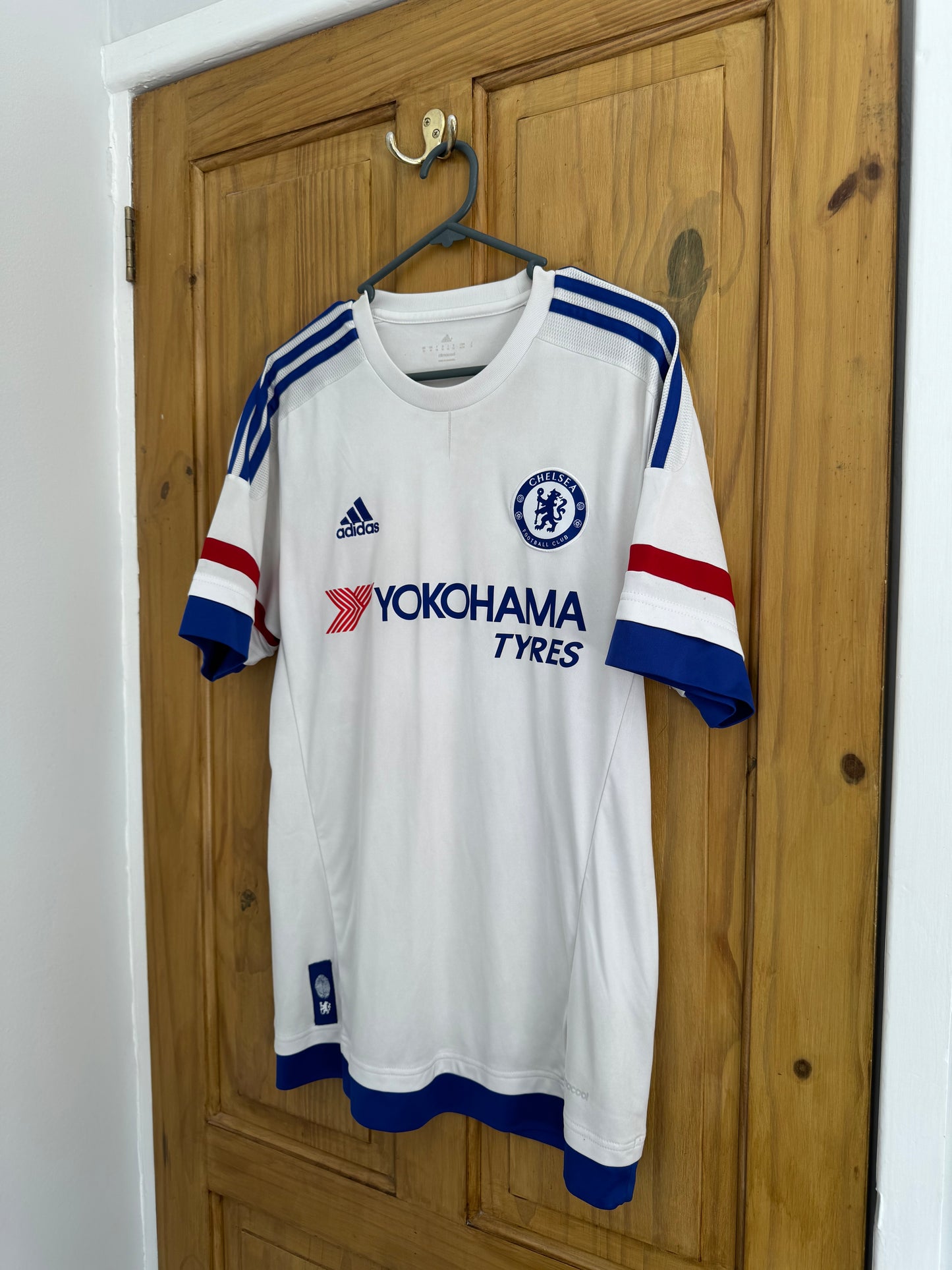 Chelsea Football Shirt - 2015 / 2016 - Away - Medium