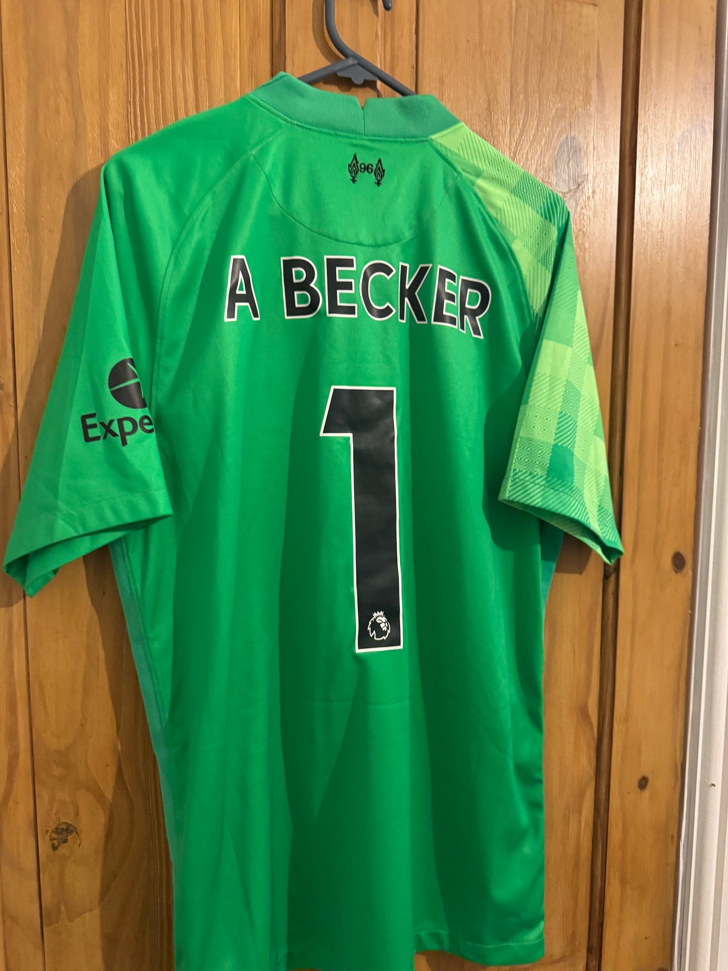 Liverpool Goalkeeper Football Shirt - 2021 / 2022 - Away - Large - #1 Alisson
