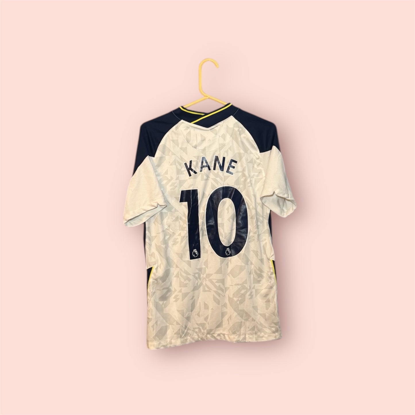 Tottenham Hotspur Football Shirt - 2020 / 2021 - Home - Medium - #10 Harry Kane