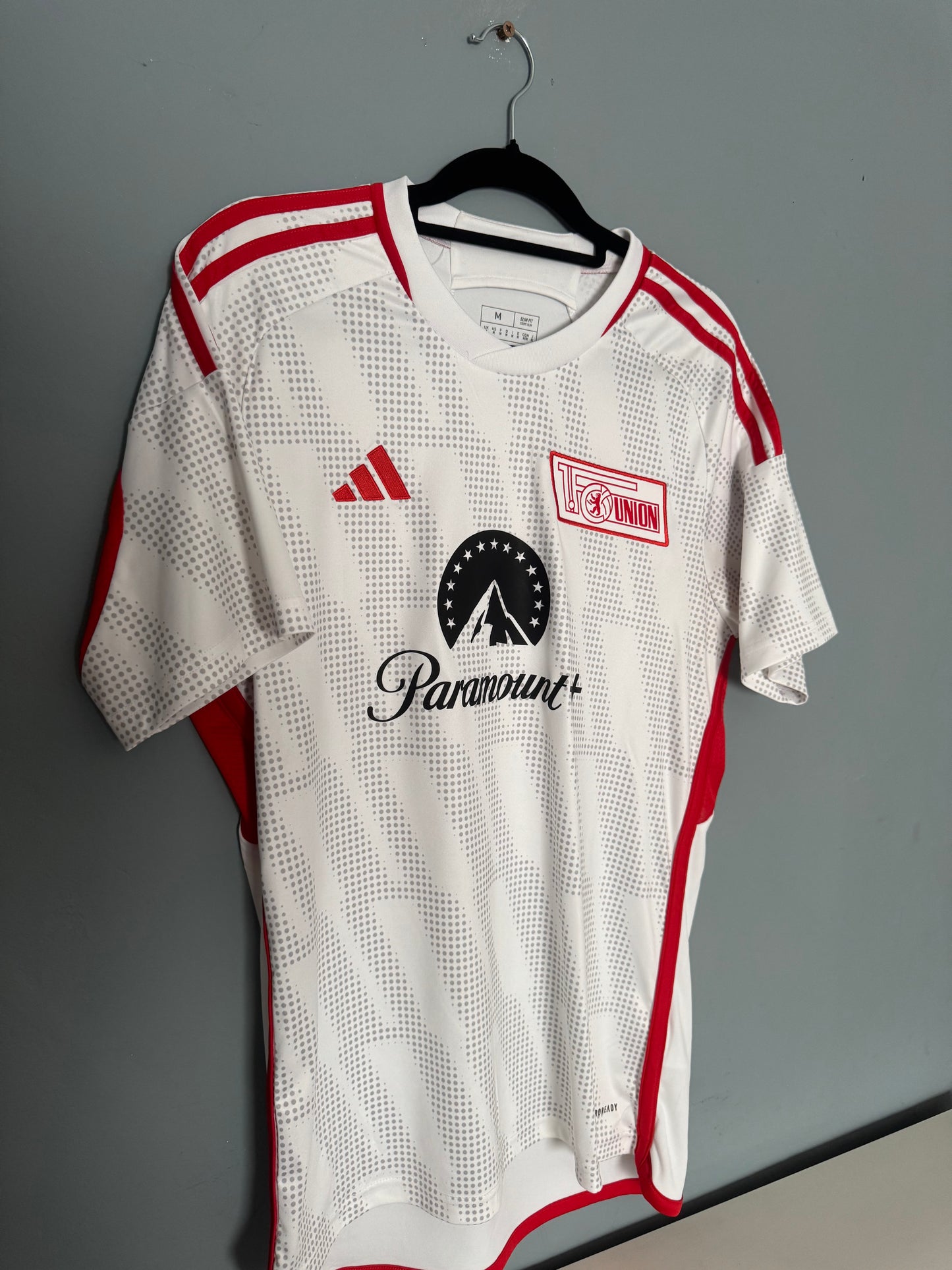 1.FC Union Berlin Football Shirt - 2023 / 2024 - Away - Medium
