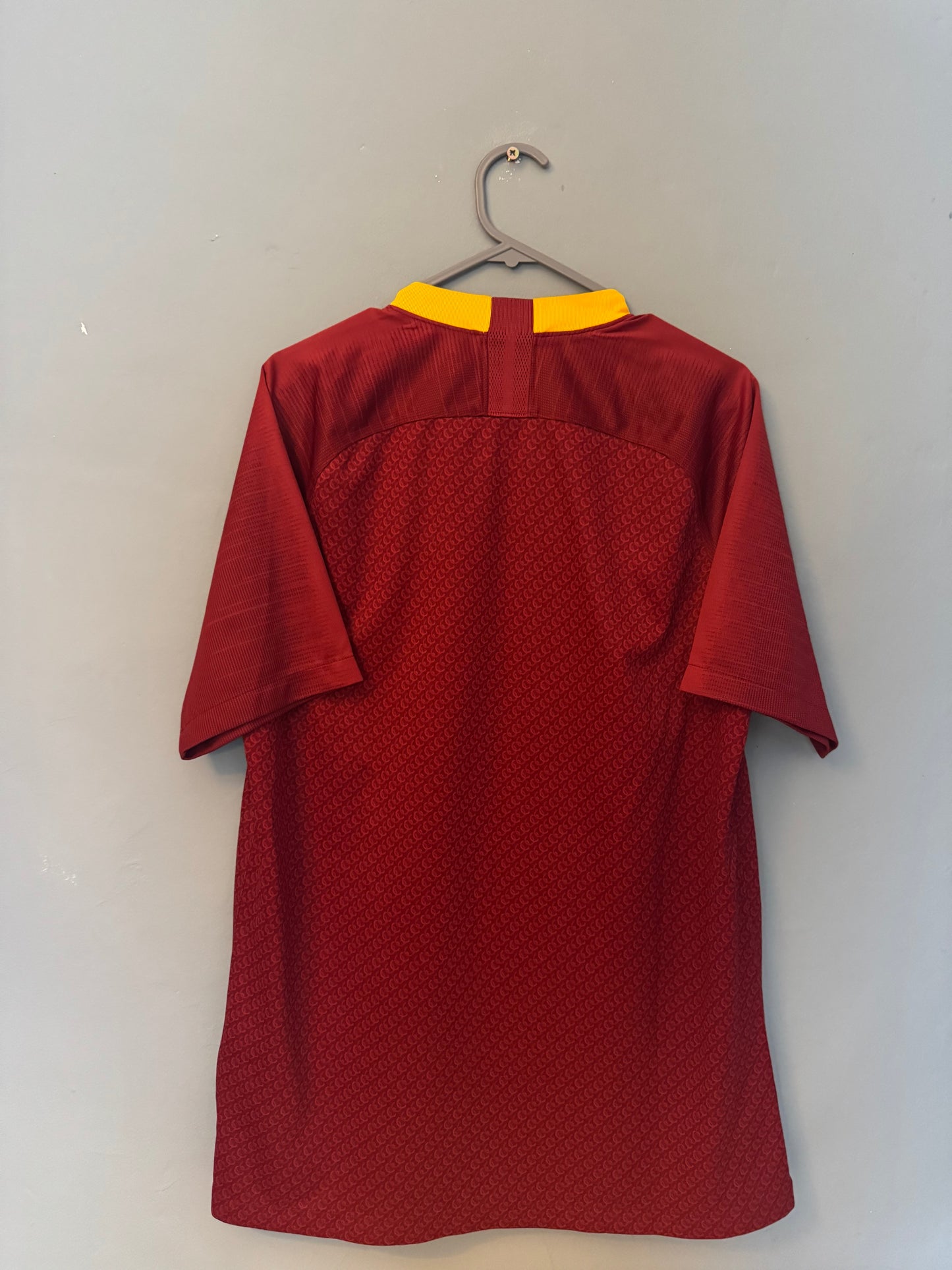 AS Roma Football Shirt - 2018 / 2019 - Home - Medium