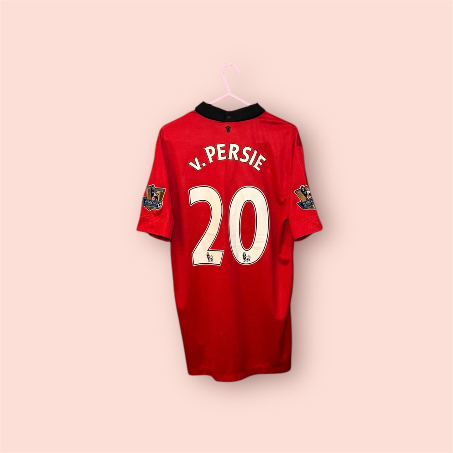 Manchester United Football Shirt - 2013 / 2014 - Home - Medium - #20 van Persie