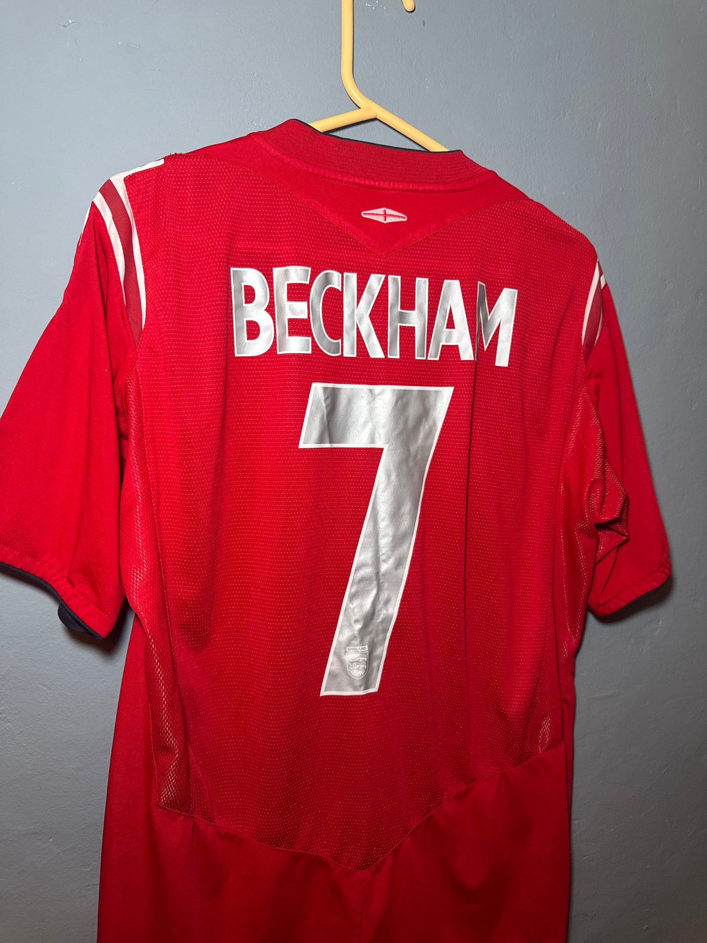 England Football Shirt - 2004 / 2005 / 2006 - Away - Large - #7 David Beckham