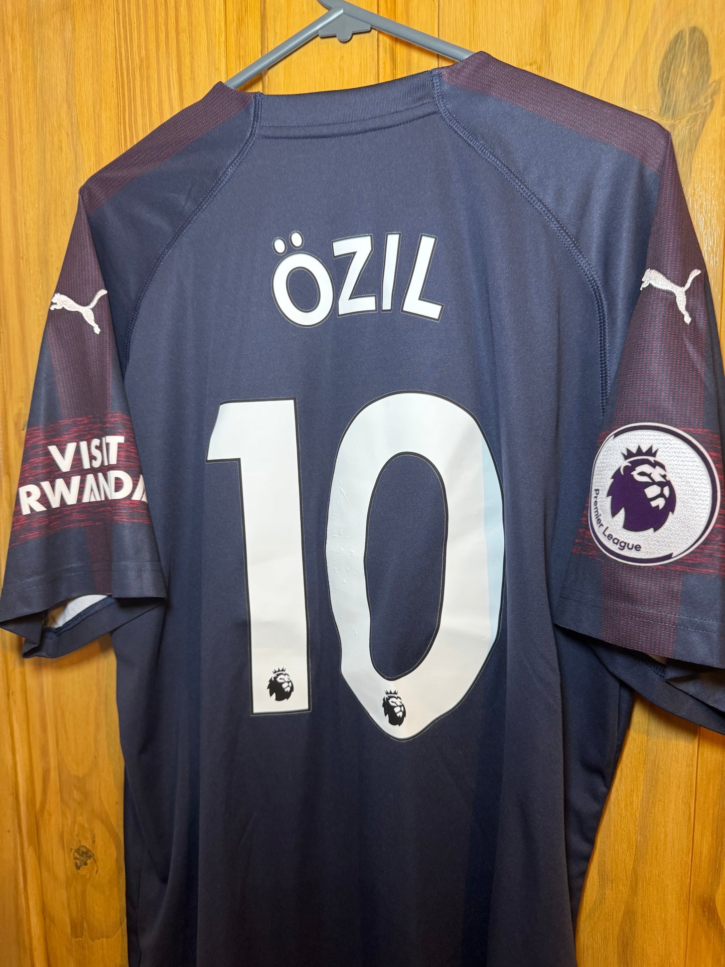 Arsenal Football Shirt - 2018 / 2019 - Away - XL - #10 Mesut Ozil